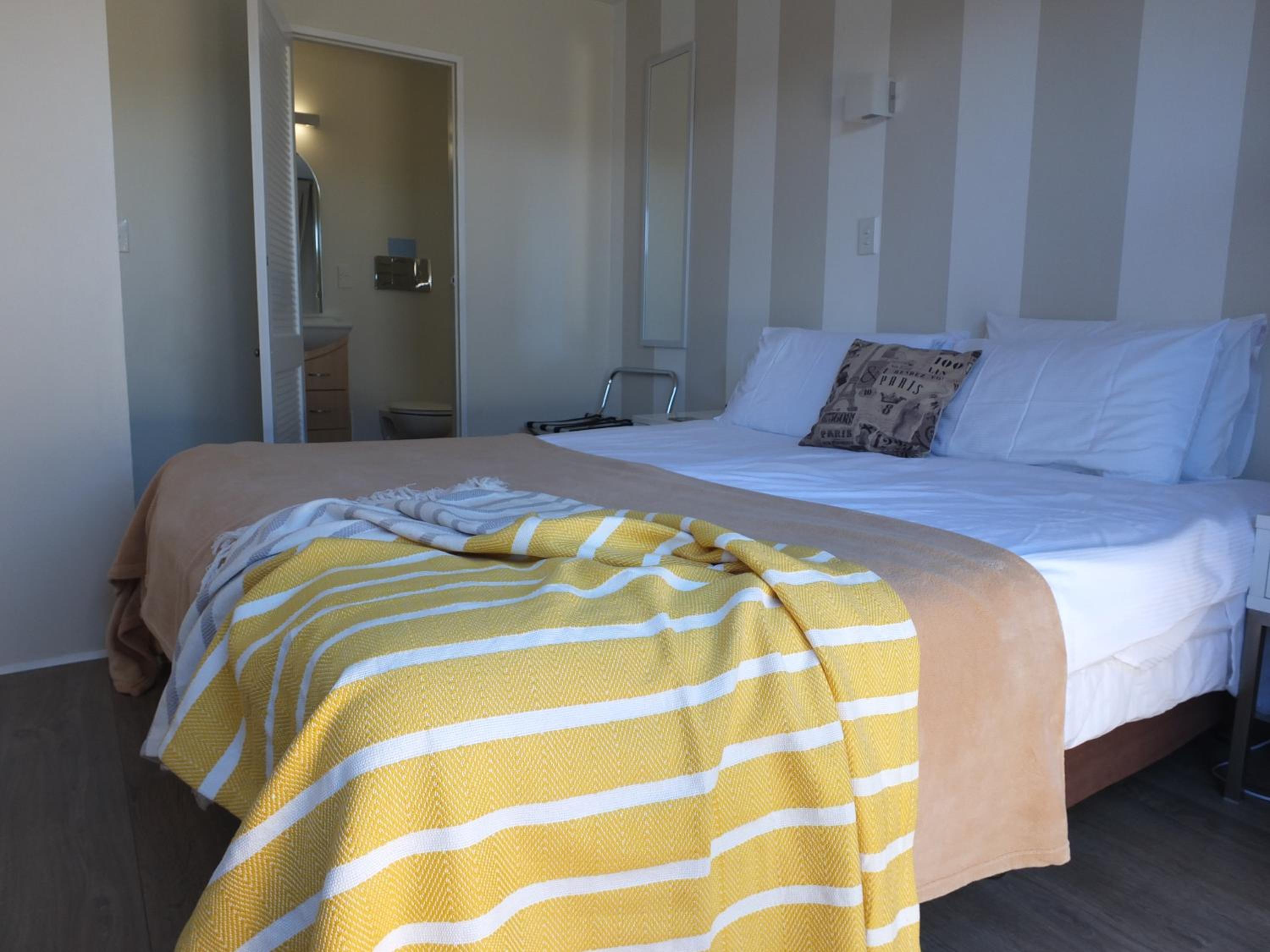 Avignon- One bedroom apartment photo 2