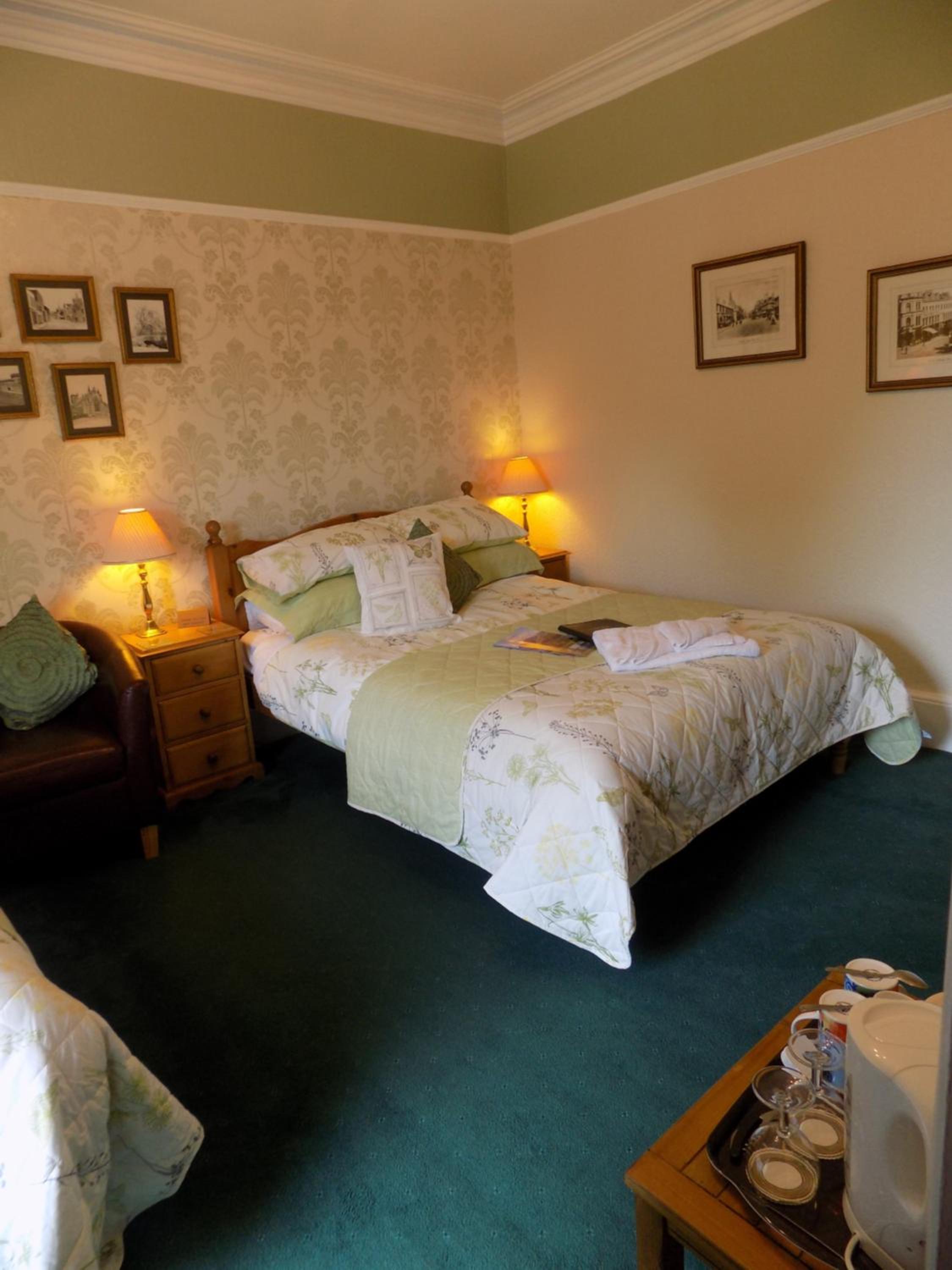 Double or Twin Room with Bathroom