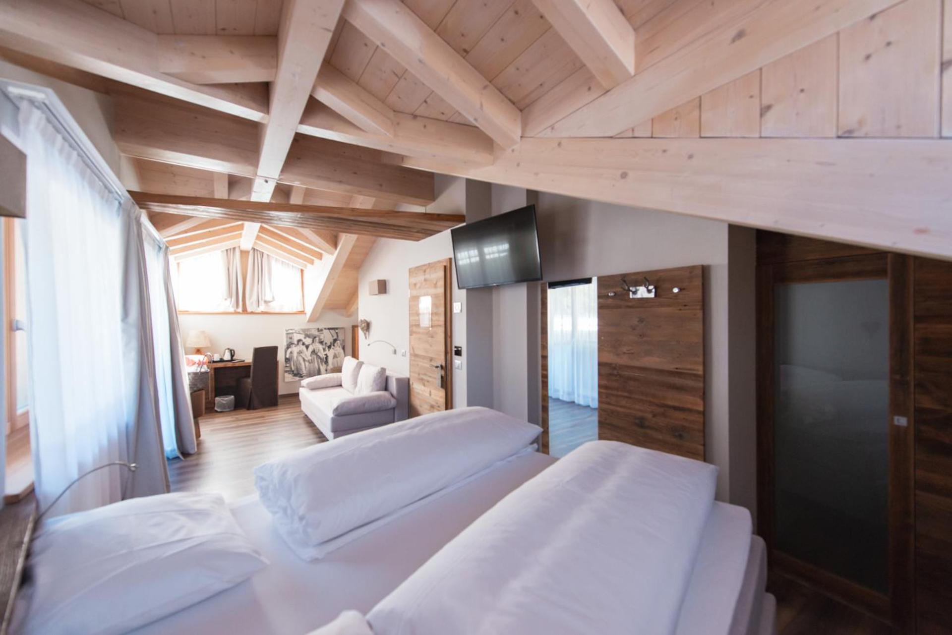 King Room with Balcony
