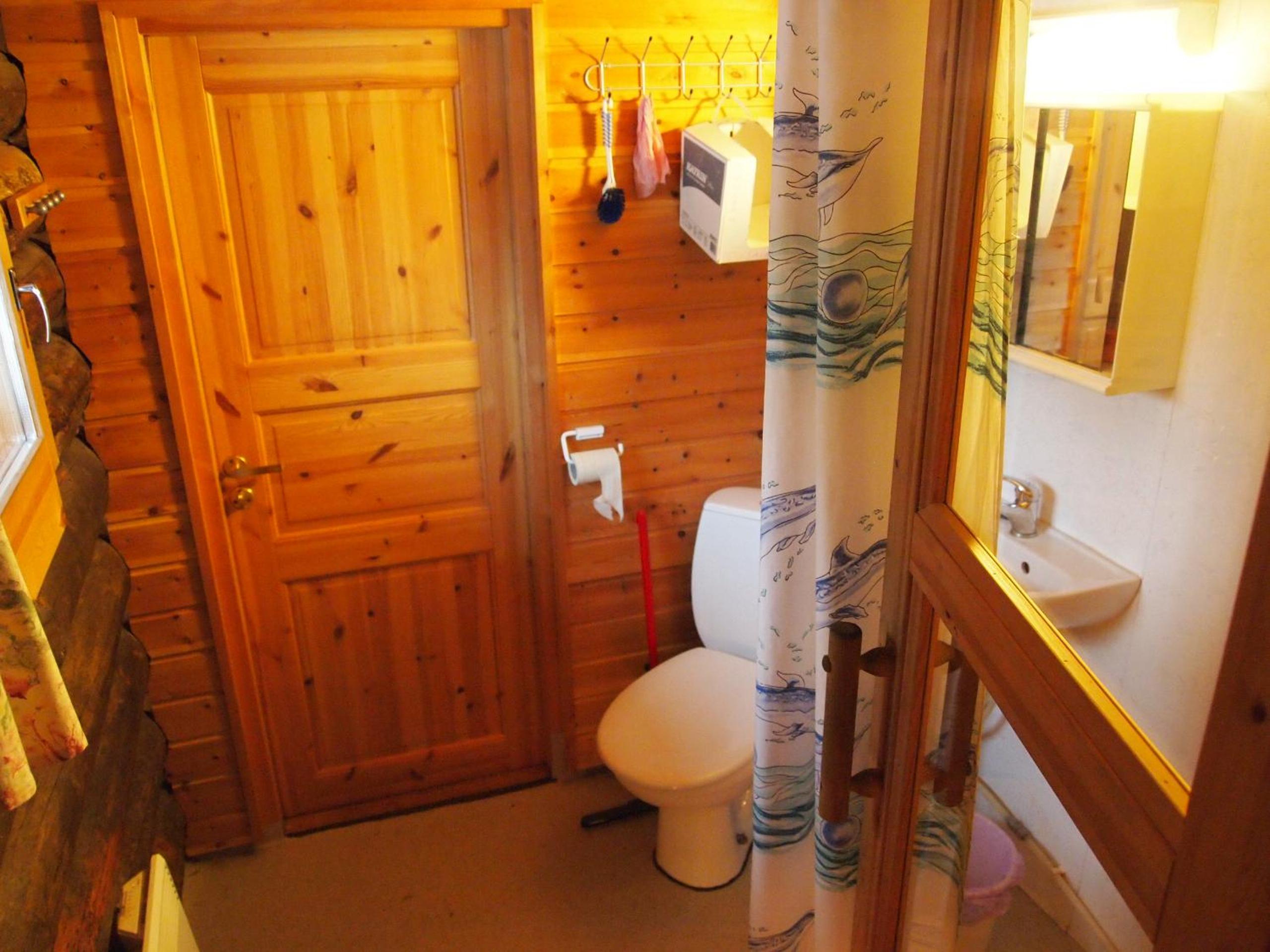 Cottage with Sauna - Photo 10
