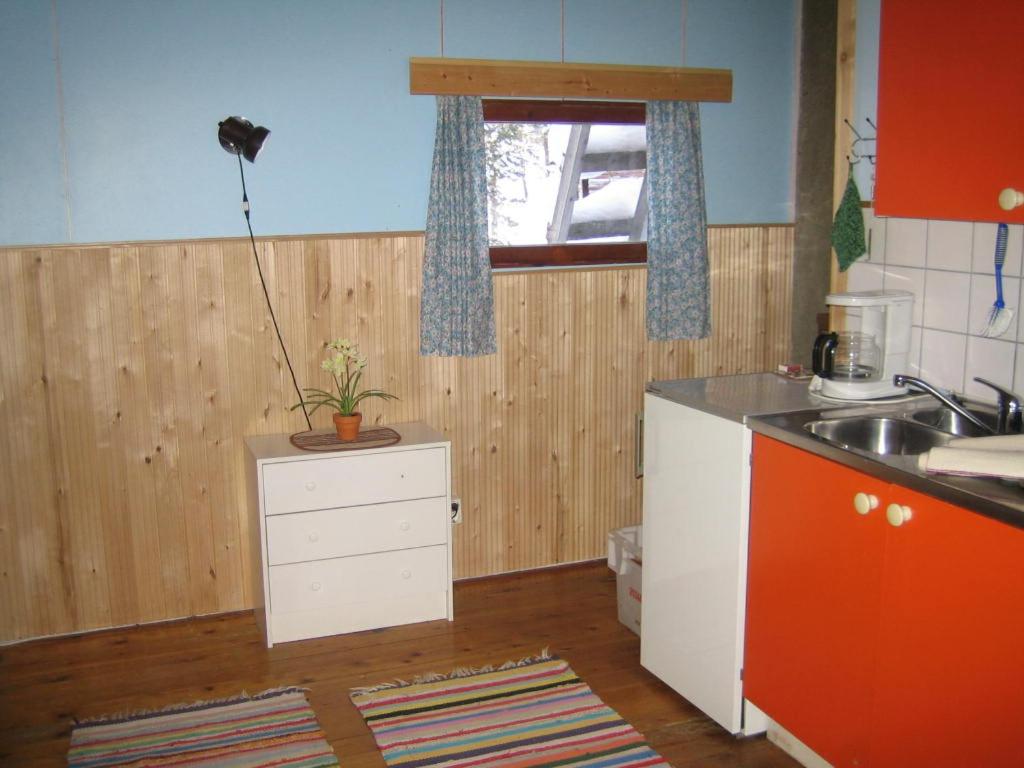 Cottage - Photo 1
