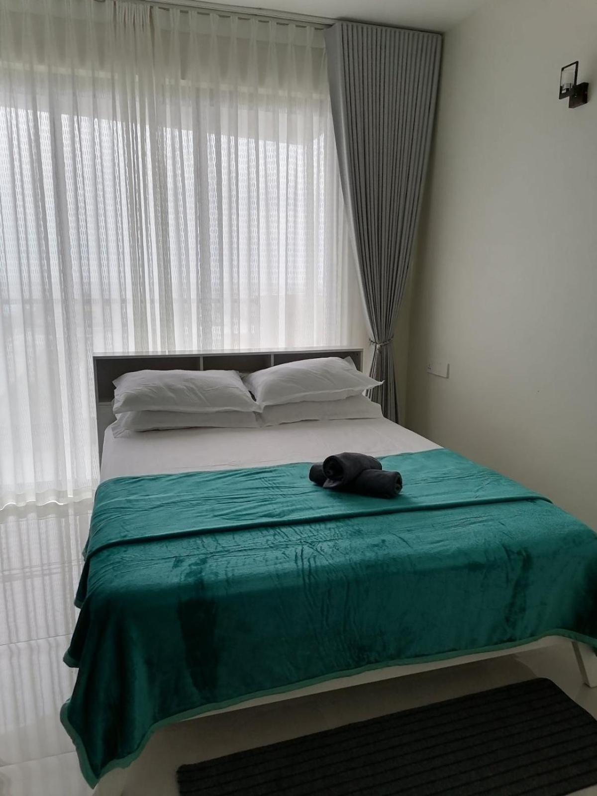 Three-Bedroom Premium Apartment with Balcony photo 3