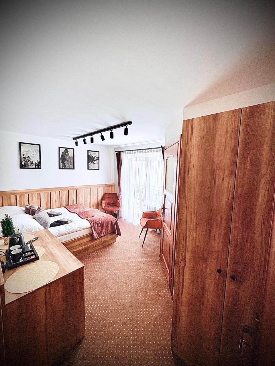 Deluxe Double Room with Balcony photo 1