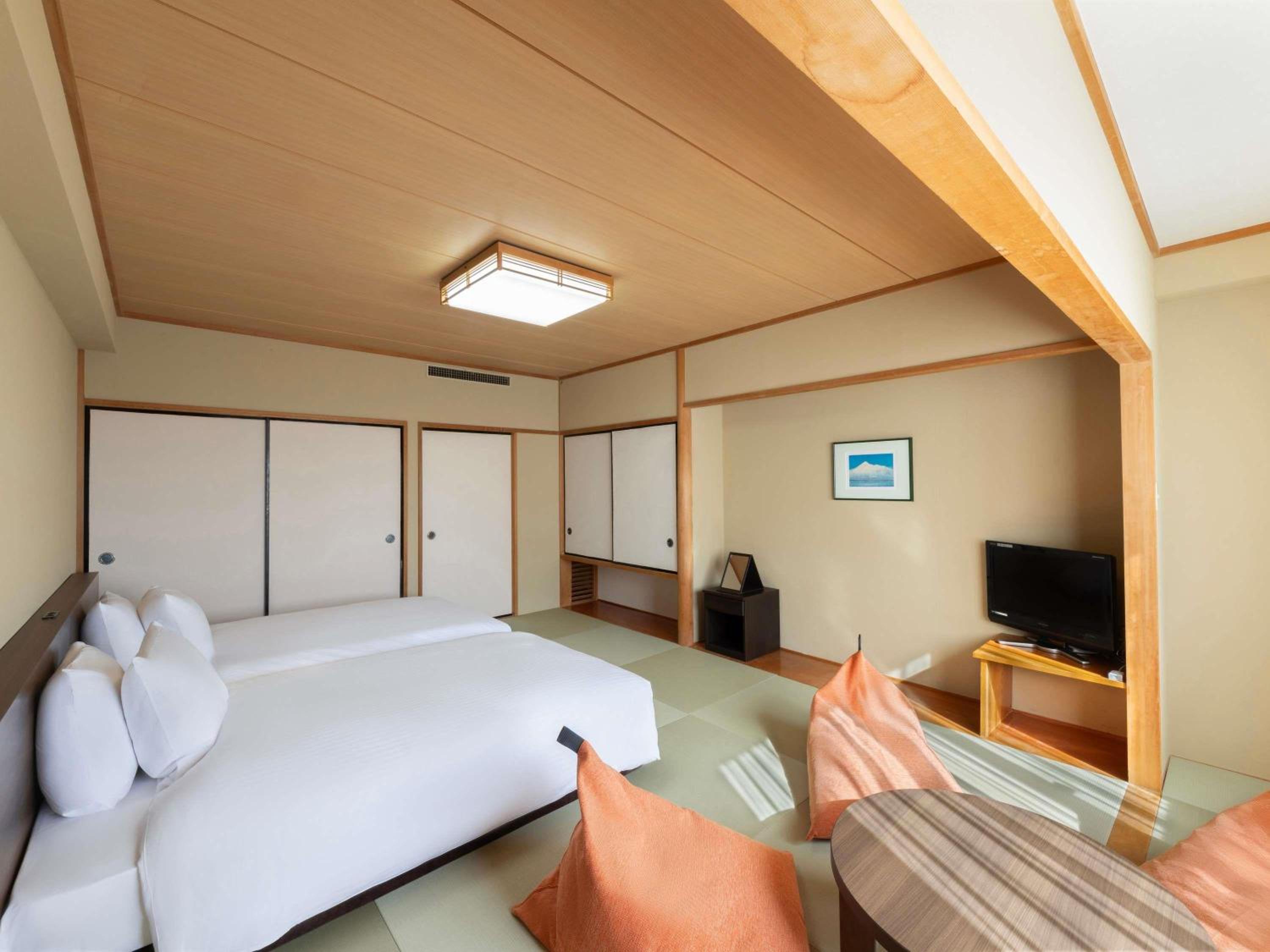 Standard Japanese-Style Room photo 3