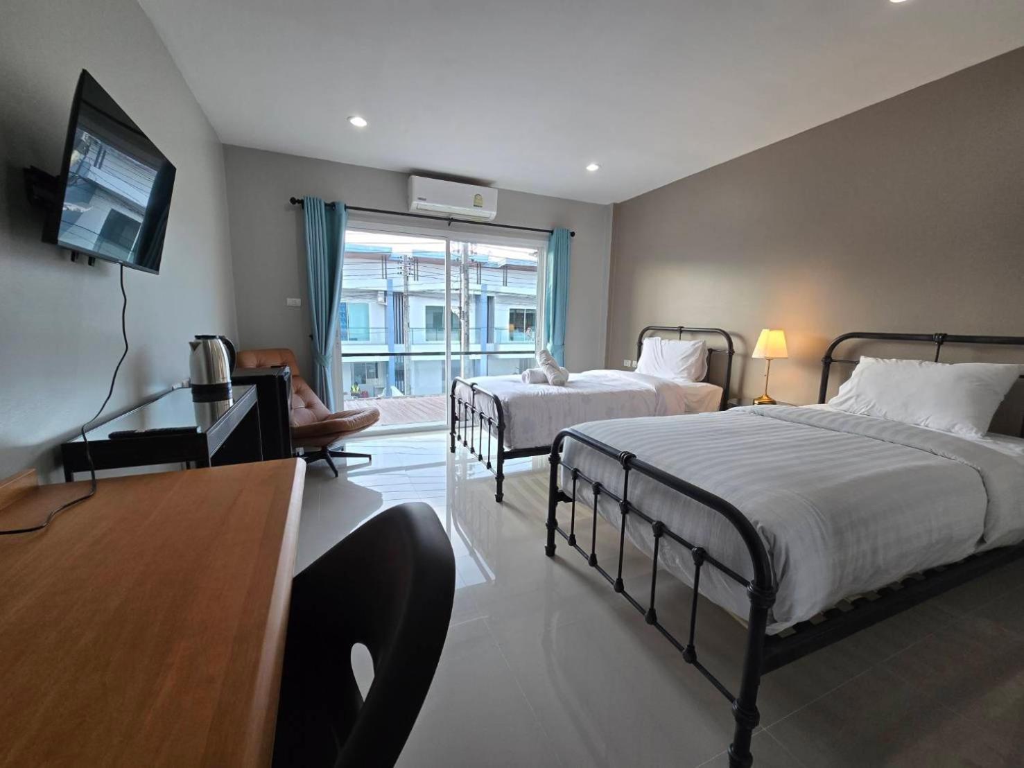 Standard Twin Room photo 1