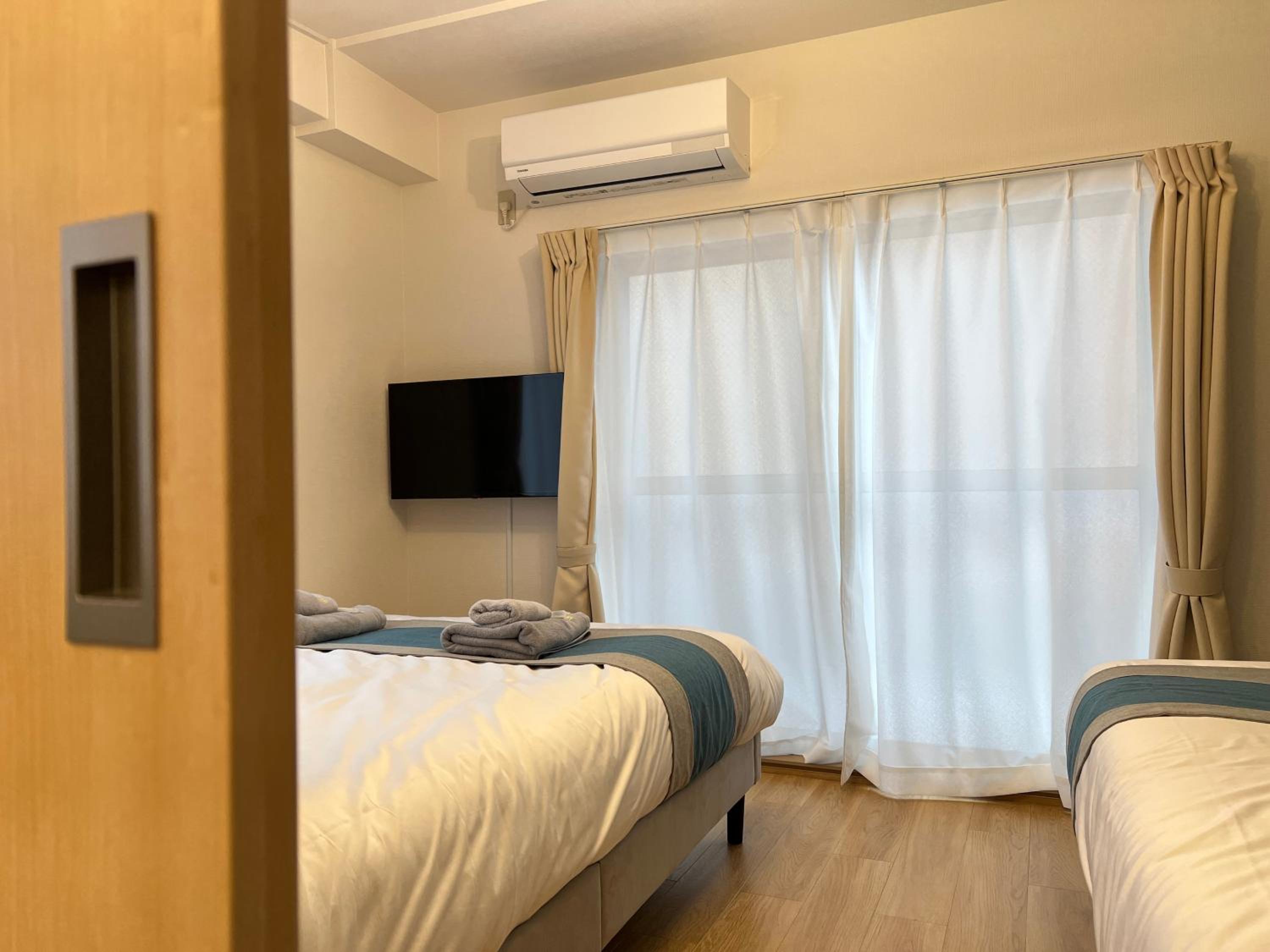 King Room with Balcony photo 2