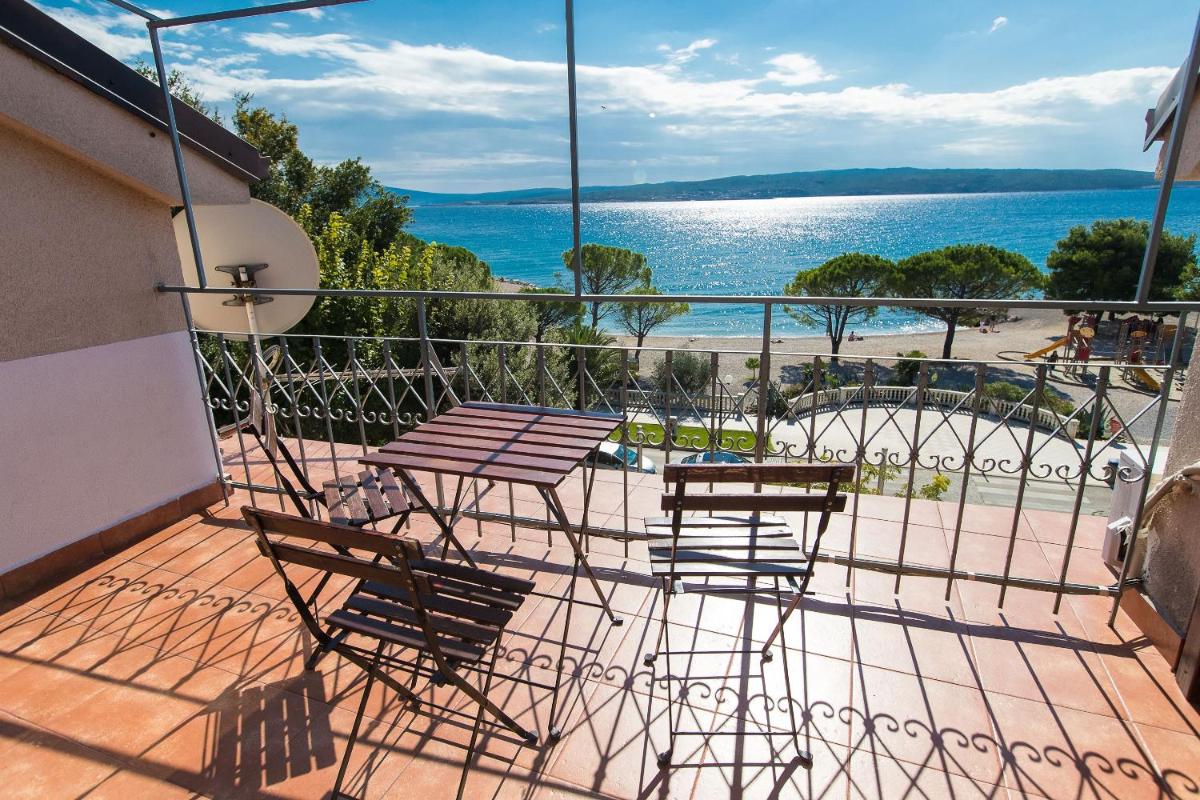 Two-Bedroom Apartment with Sea View photo 2