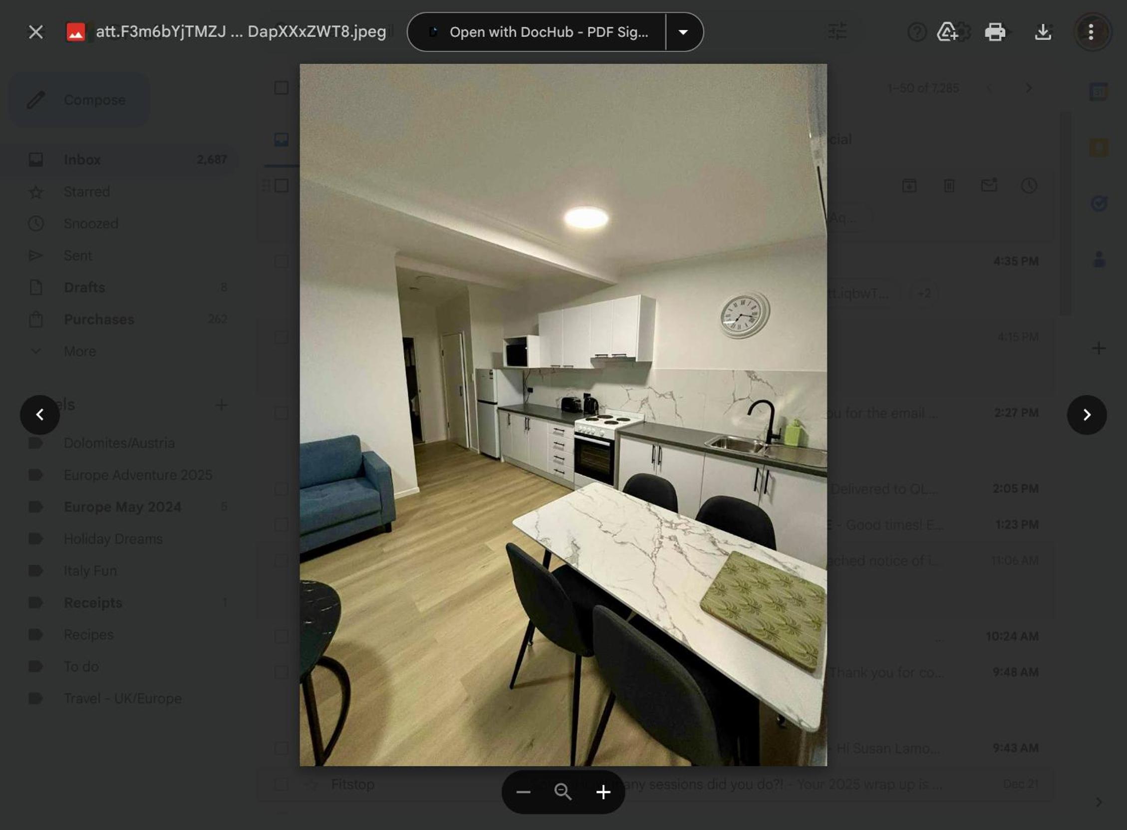 Apartment with Balcony photo 1