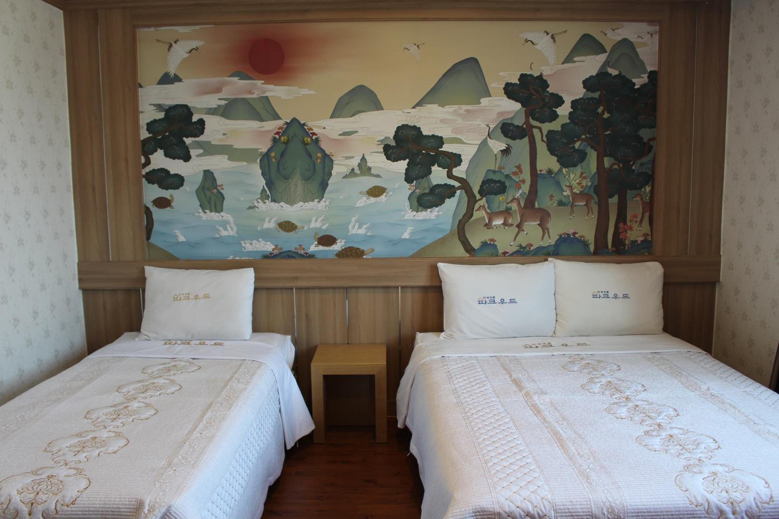 Deluxe Twin Room - Photo 5