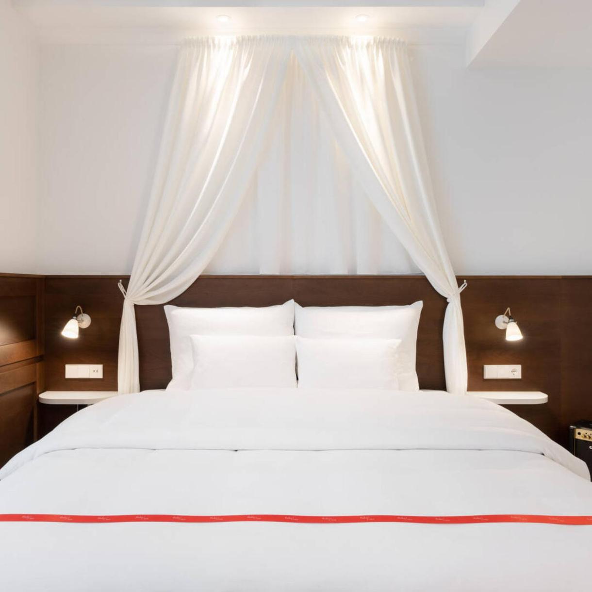 Wow Accessible Room