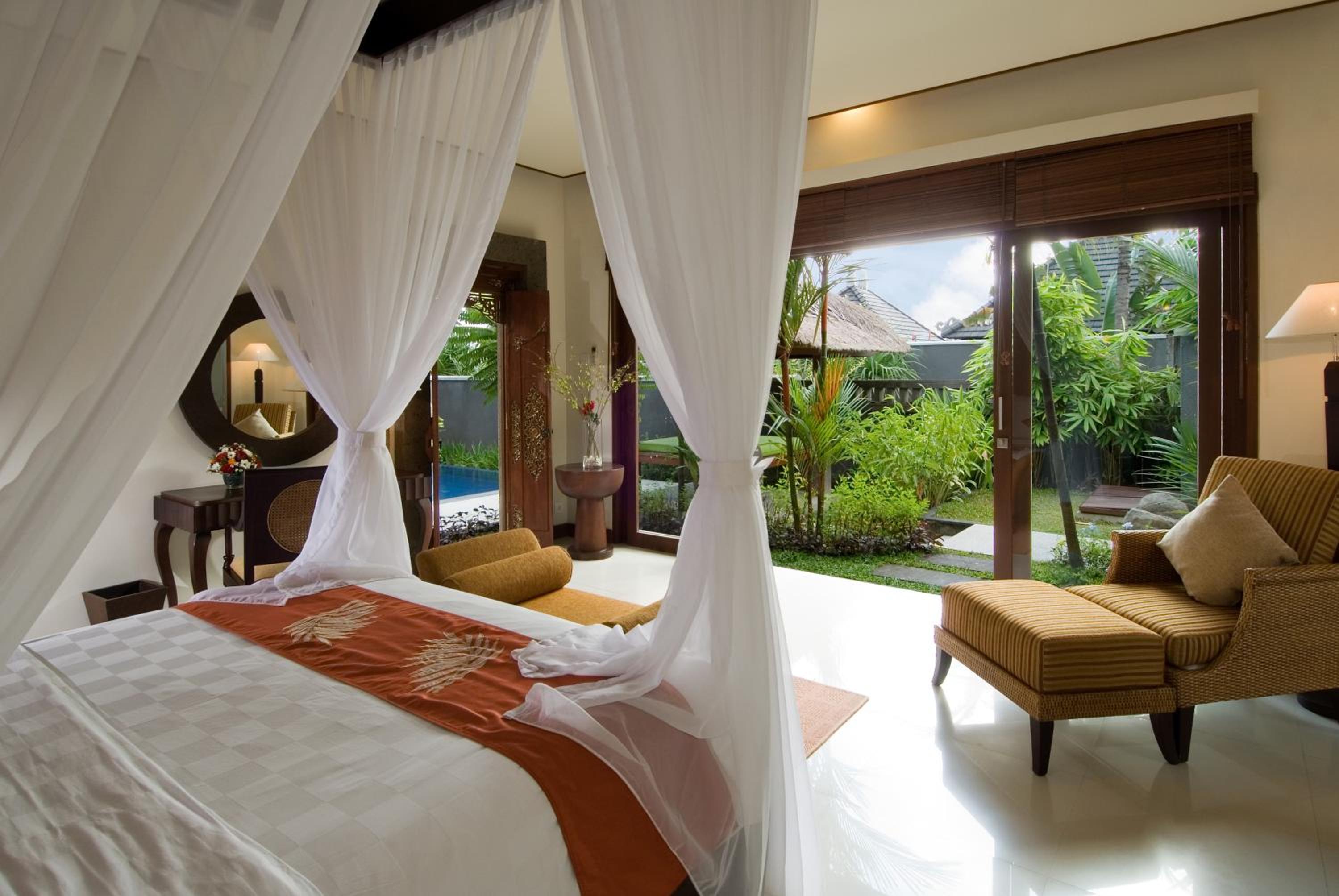 Three-Bedroom Villa - Photo 1