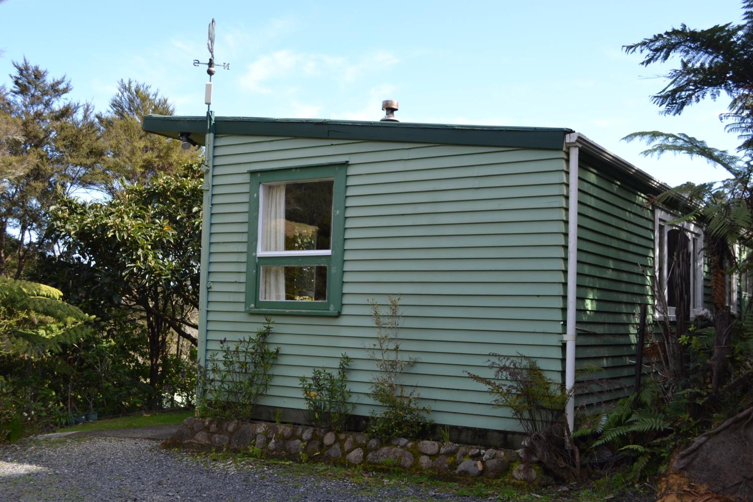 Two-Bedroom Cottage photo 2