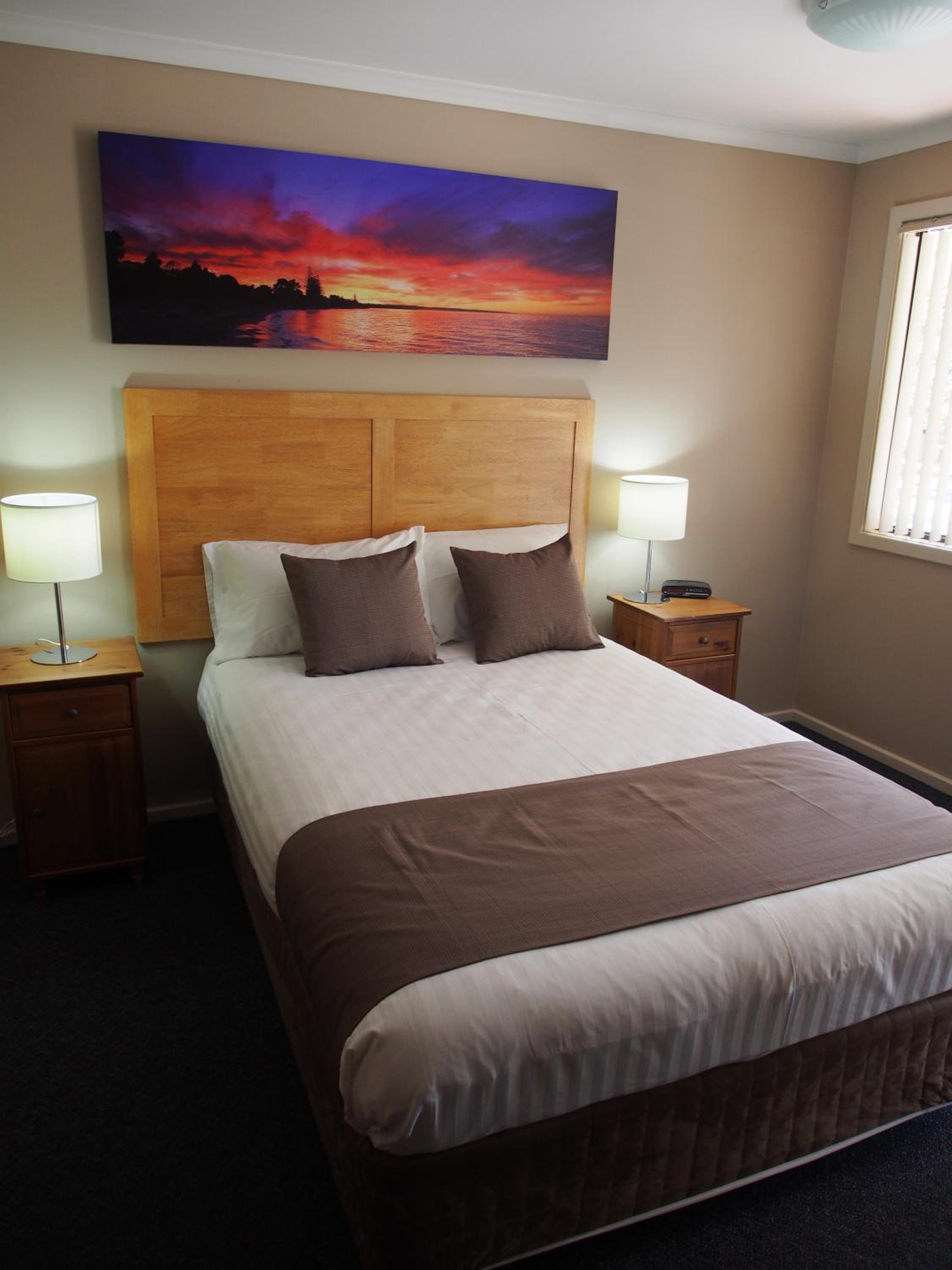 Queen Room photo 3