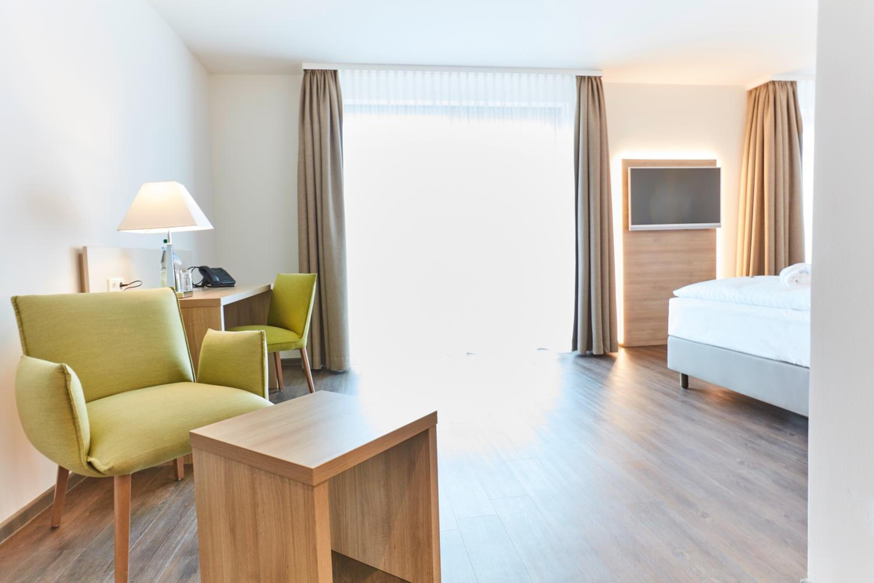 Double Room - Disability Access - Photo 3