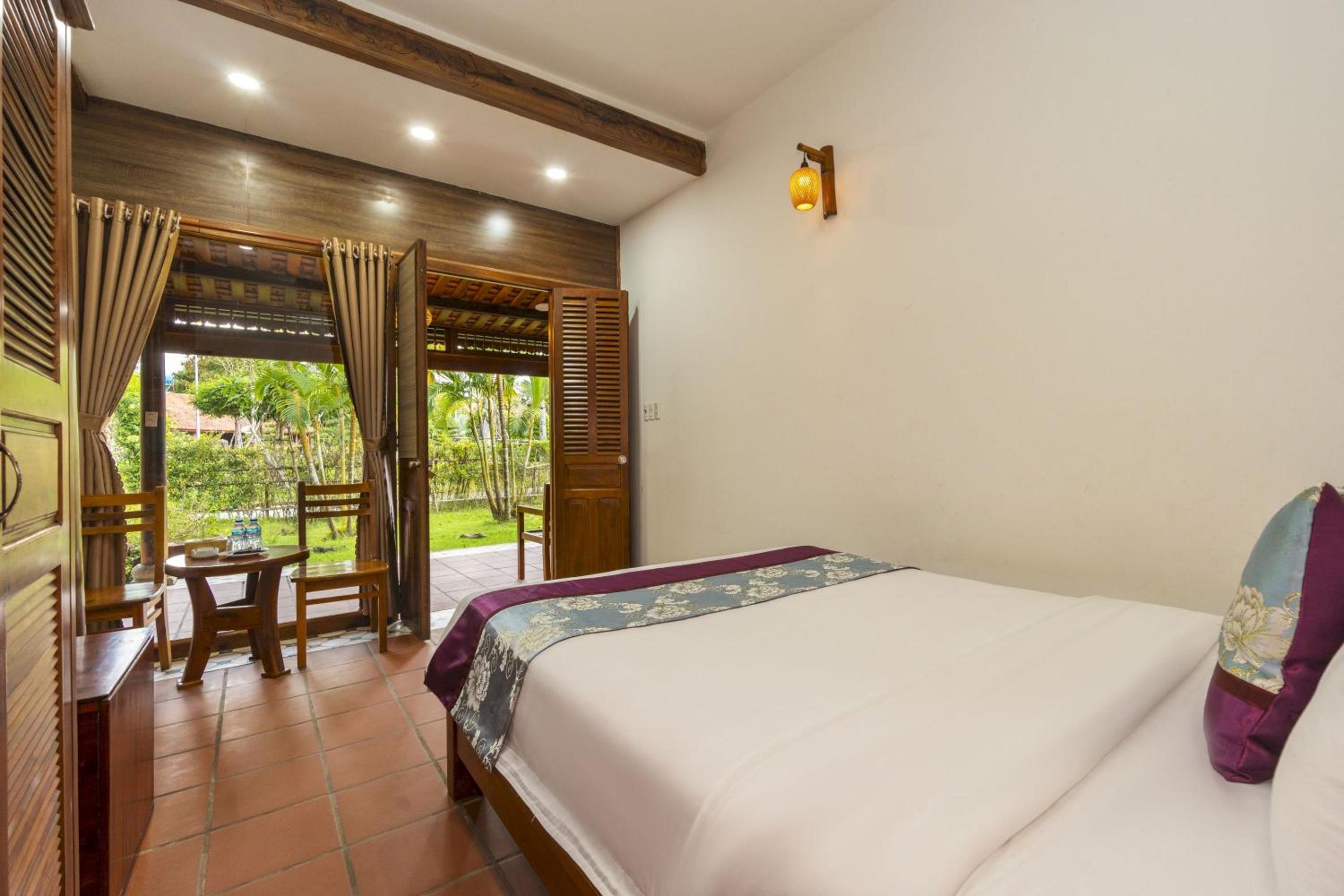 Standard Bungalow - Photo 1