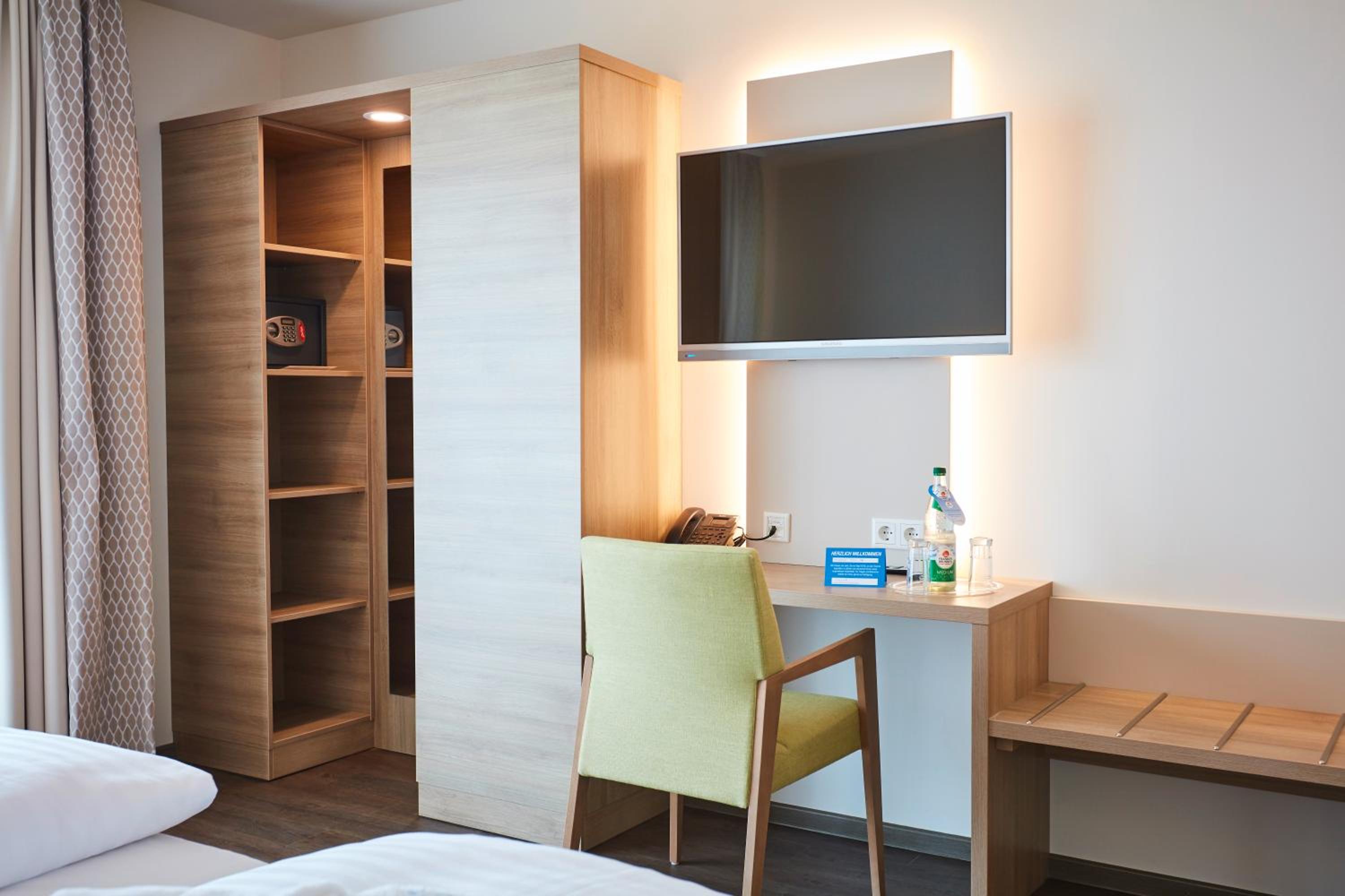 Comfort Double Room with Balcony or Terrace - Photo 1