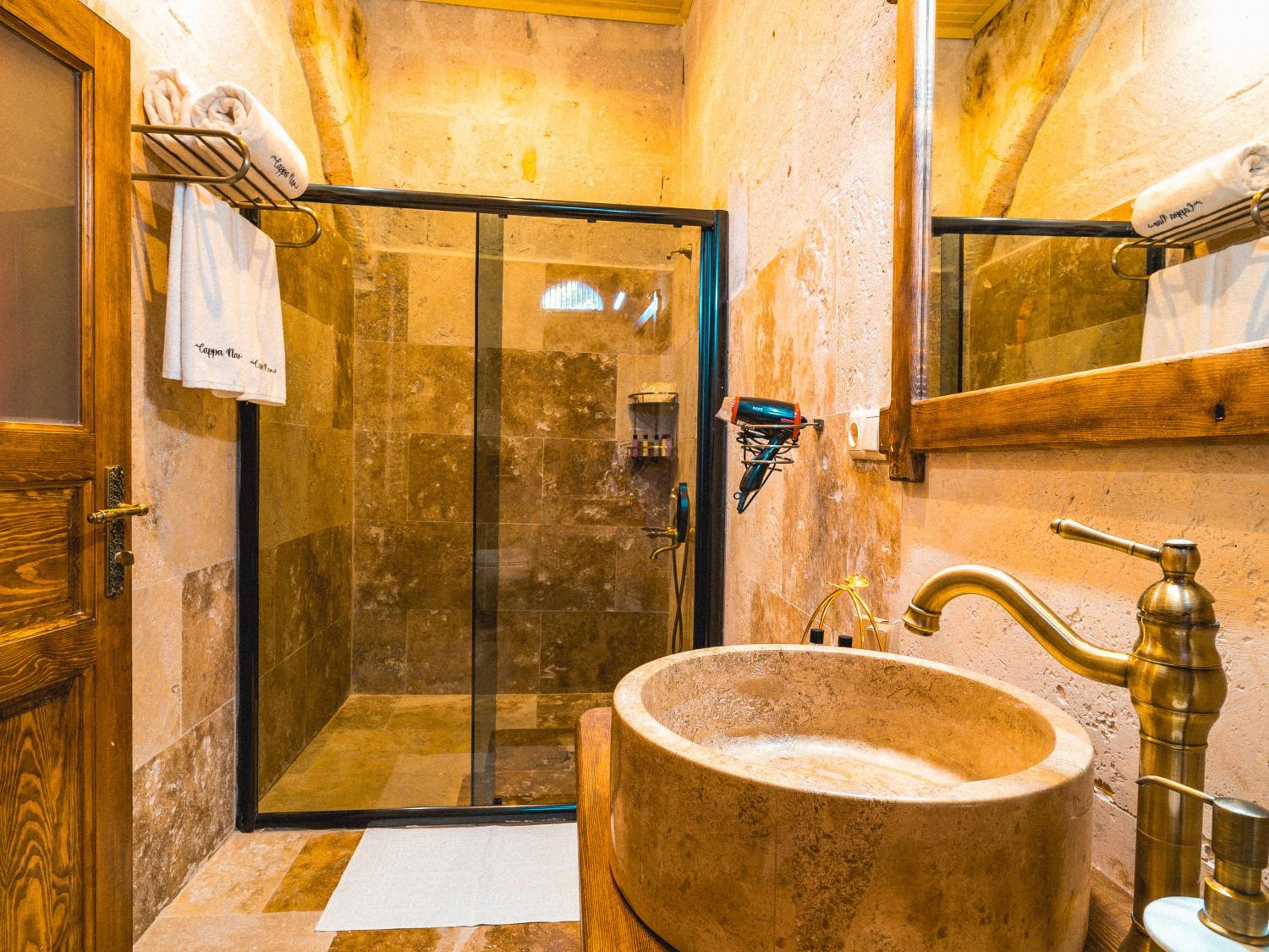 Deluxe Queen Room photo 3