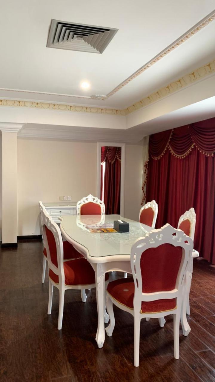 Presidential Suite