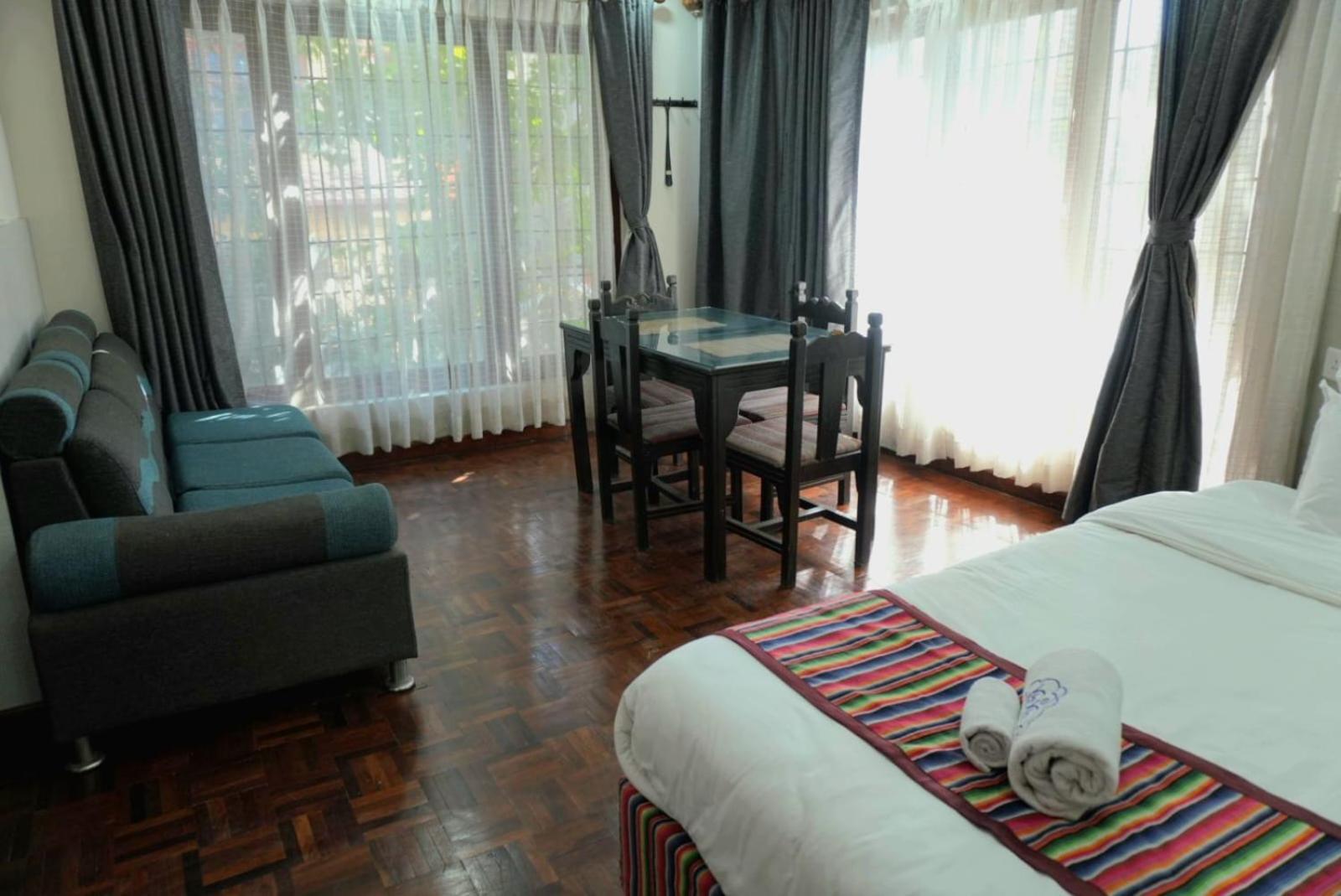 Apartment with Garden View