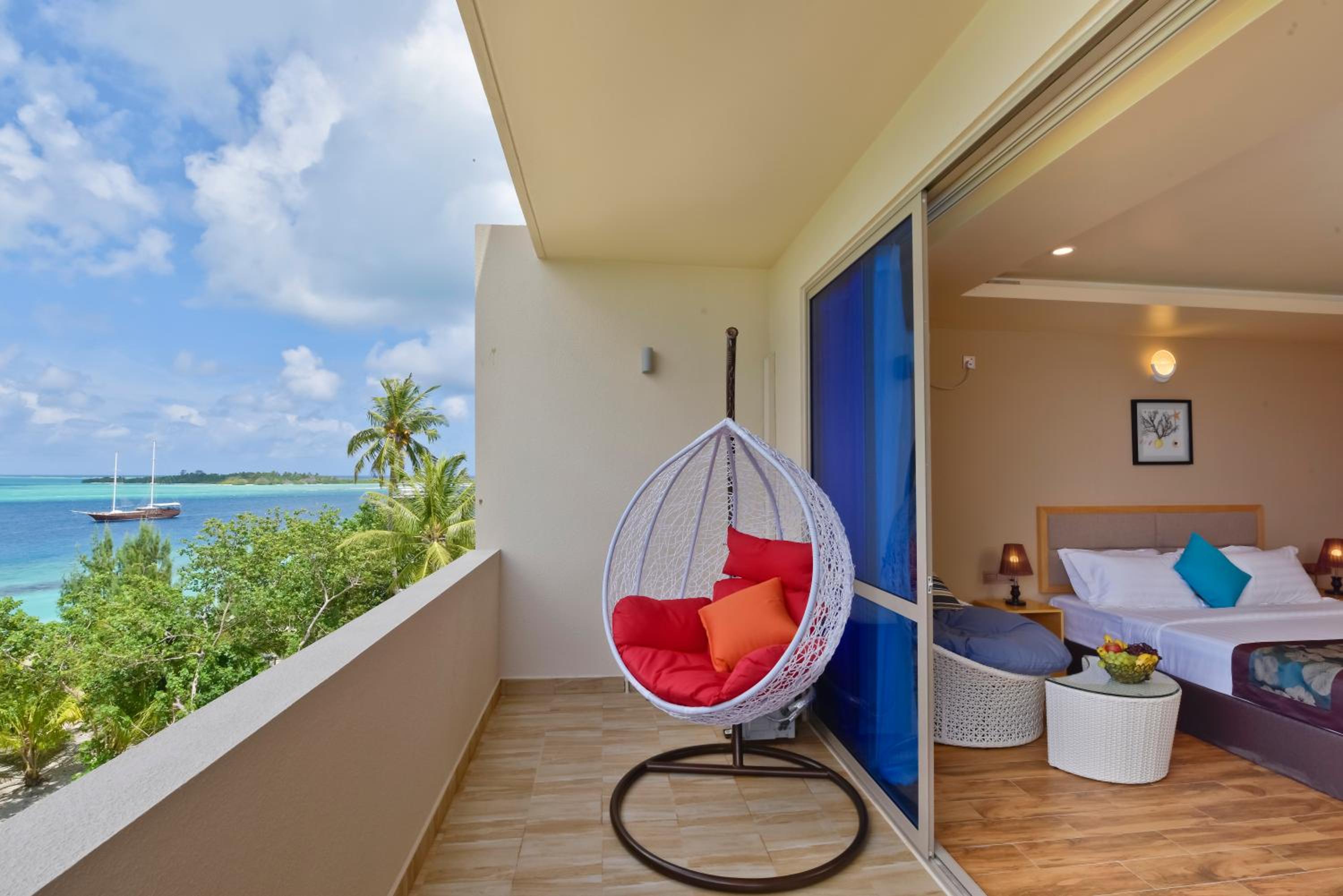 Executive Suite (10% off on Spa, Scheduled Excursions and Romantic Dinners [Terms and Conditions apply]) photo 3