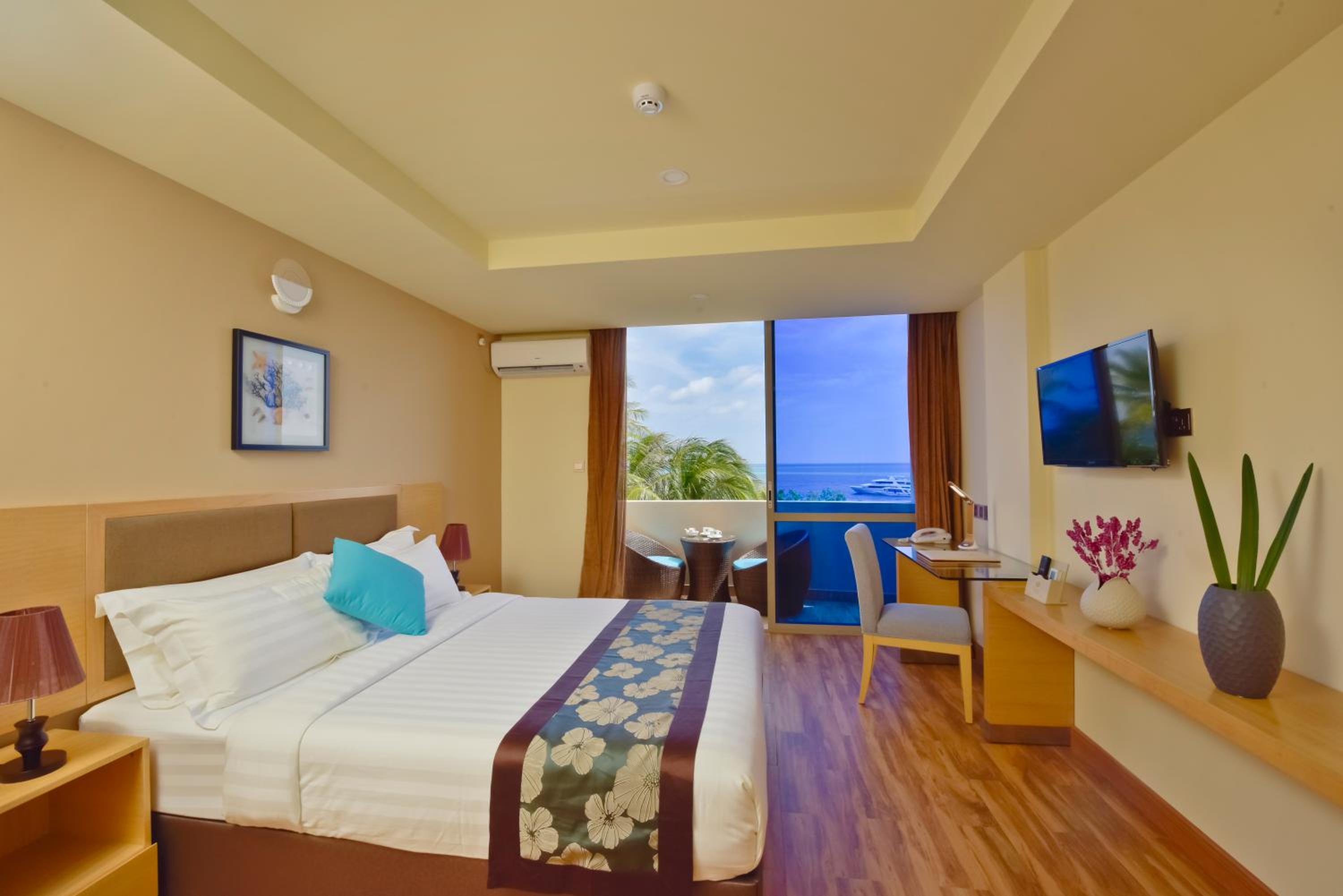 Double or Twin Room with Sea View (10% off on Spa, Scheduled Excursions and Romantic Dinners [Terms and Conditions apply]) photo 1