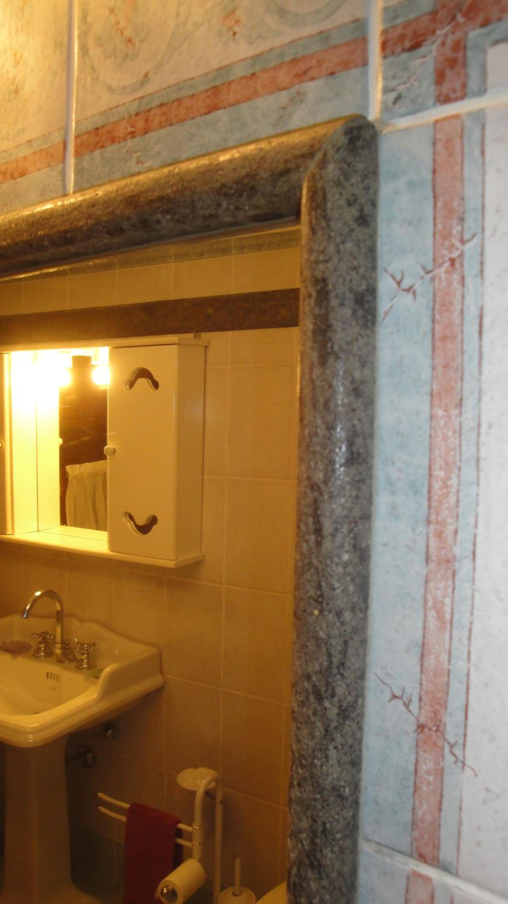 Apartment with Terrace - Photo 10