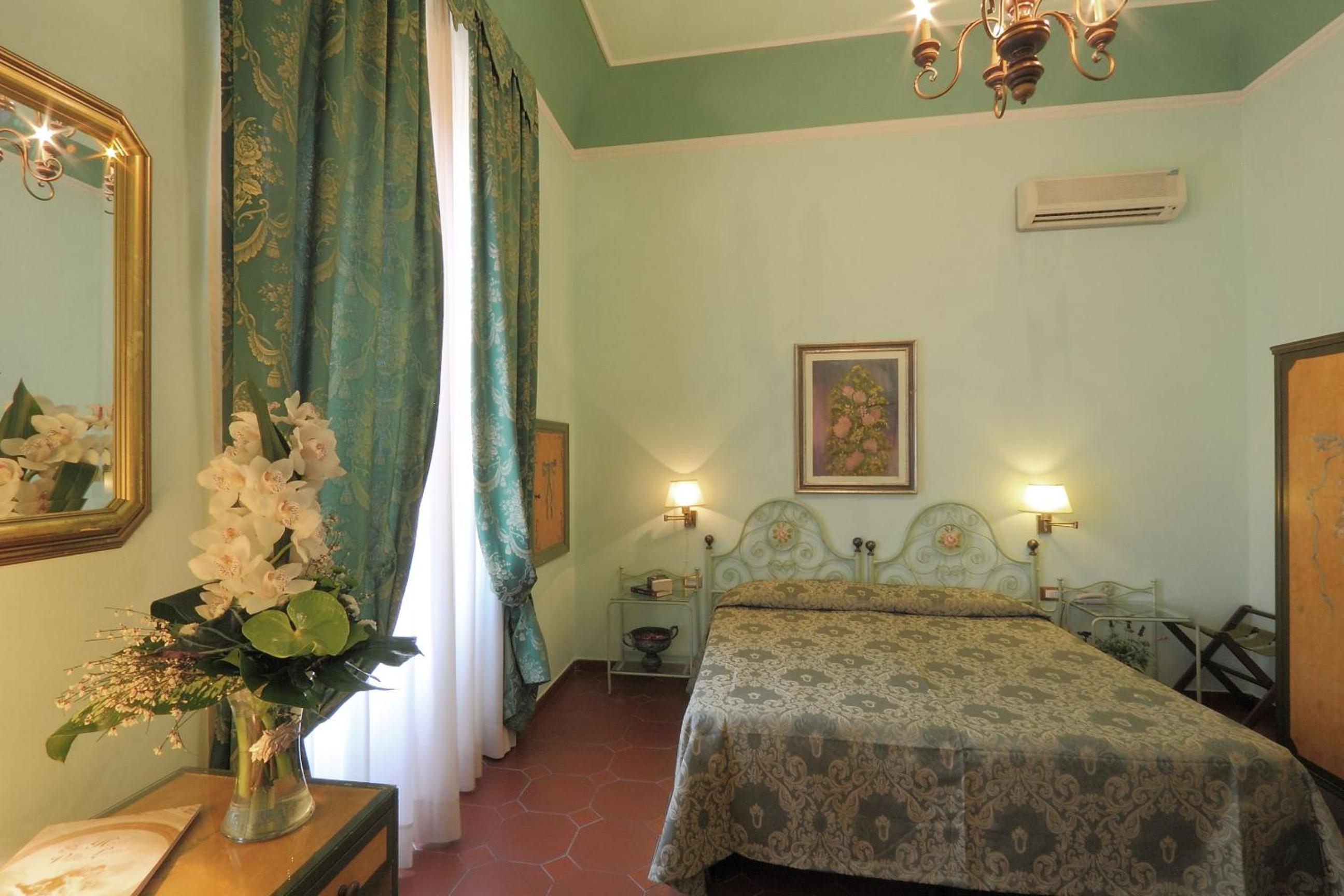 Classic Double Room