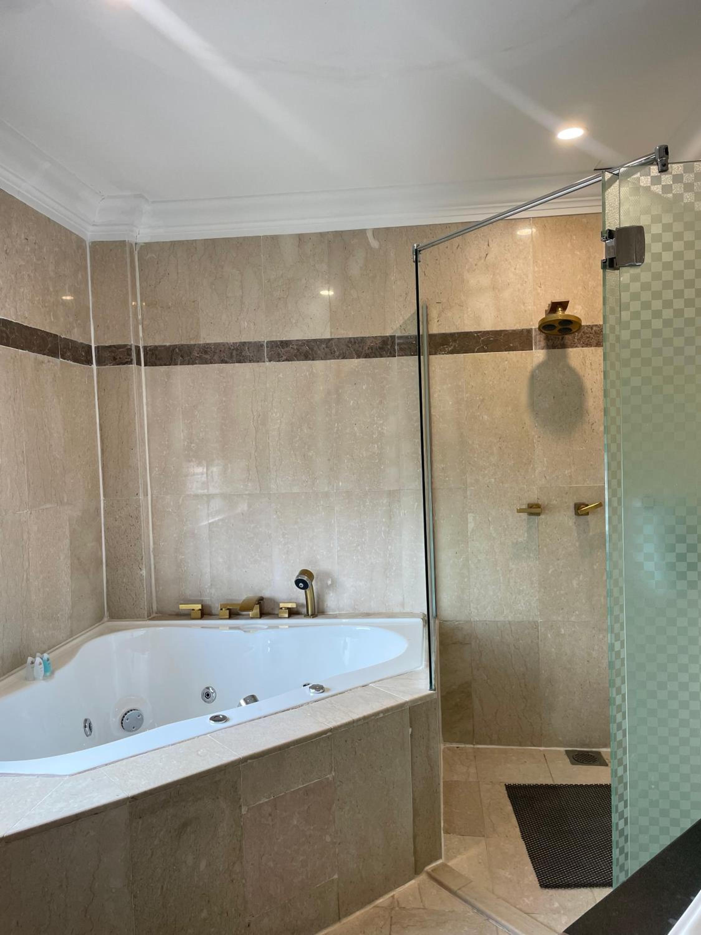 Palace Suite photo 2