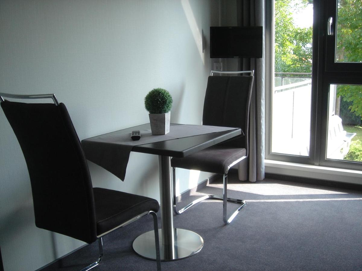 Double or Twin Room with Garden View photo 3