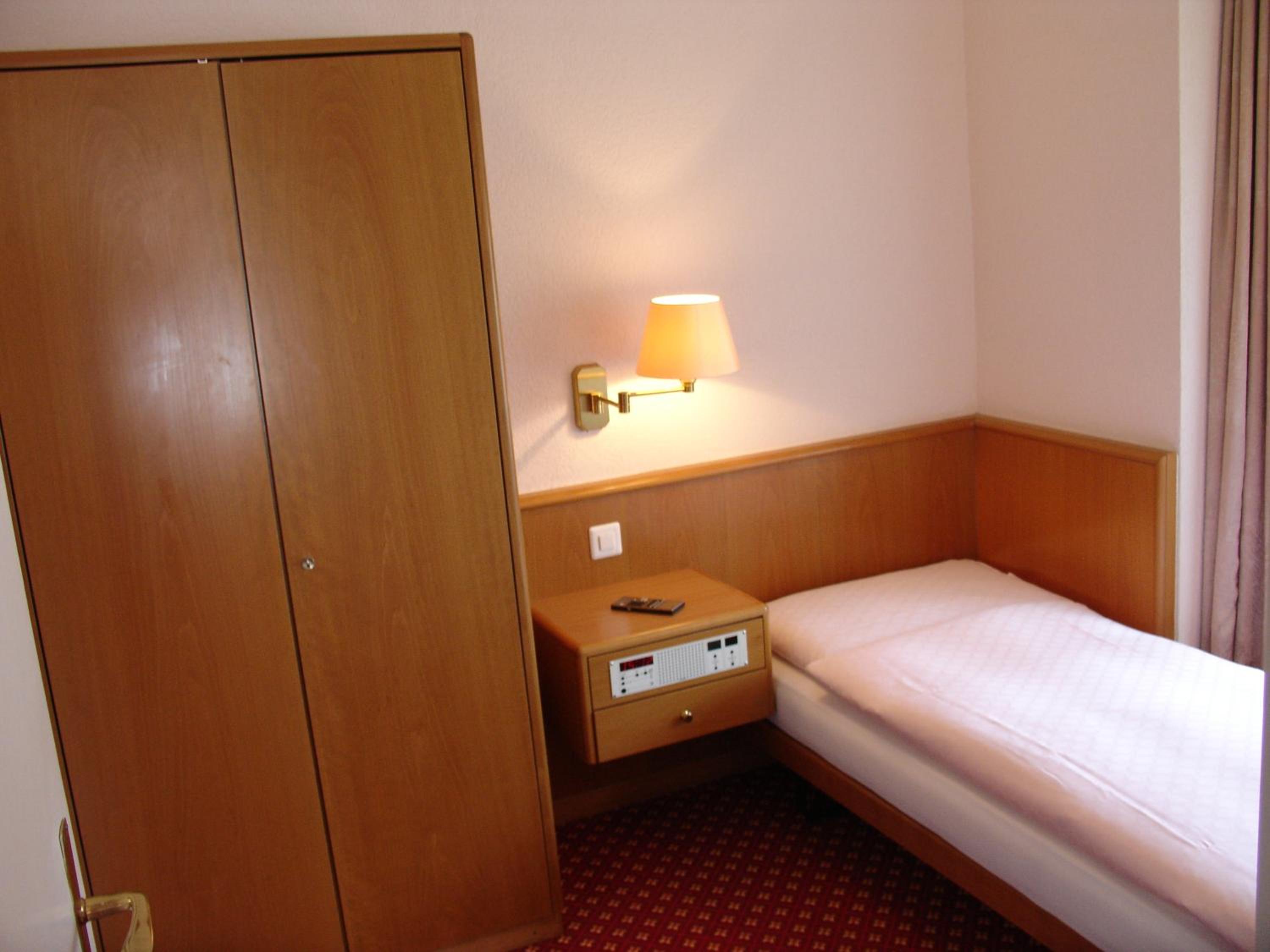 Triple Room - Photo 2