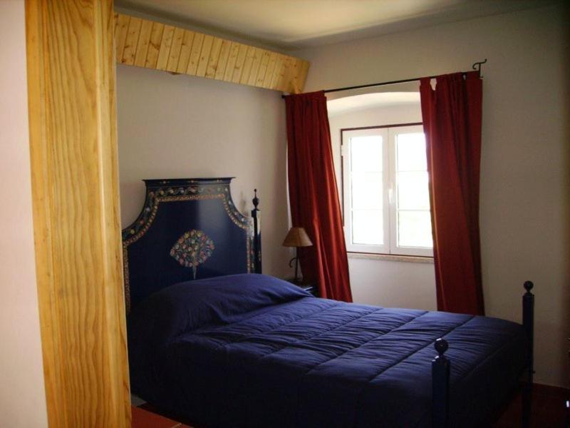 One-Bedroom Apartment - Photo 1