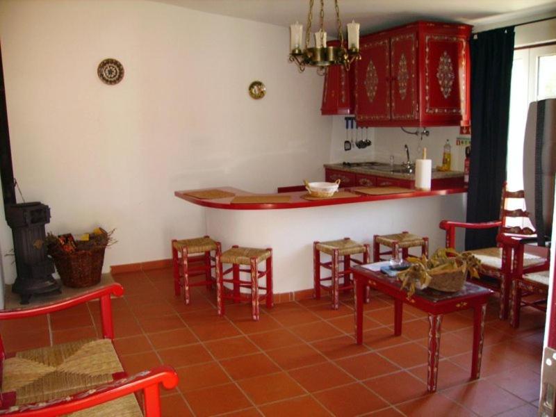 Two-Bedroom Apartment - Photo 2