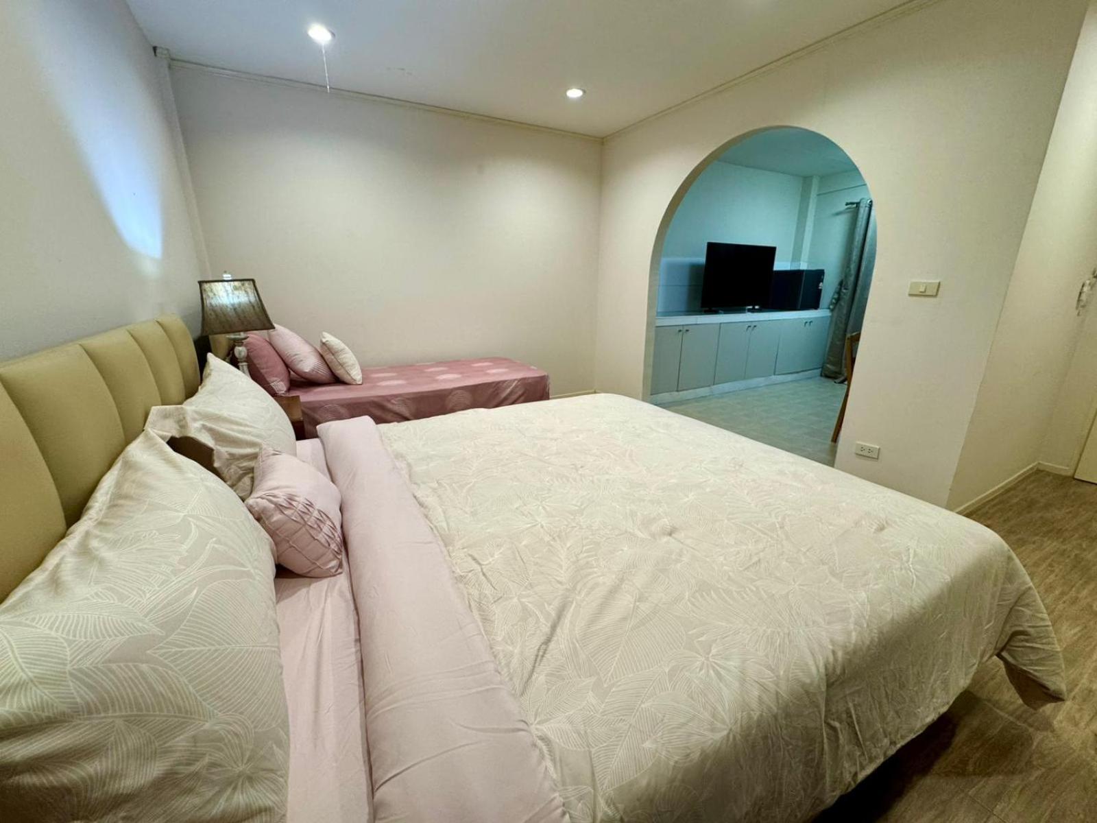 Deluxe Triple Room photo 2