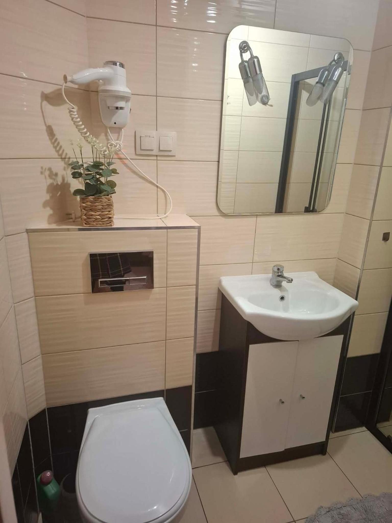 Triple Room with Private Bathroom photo 3