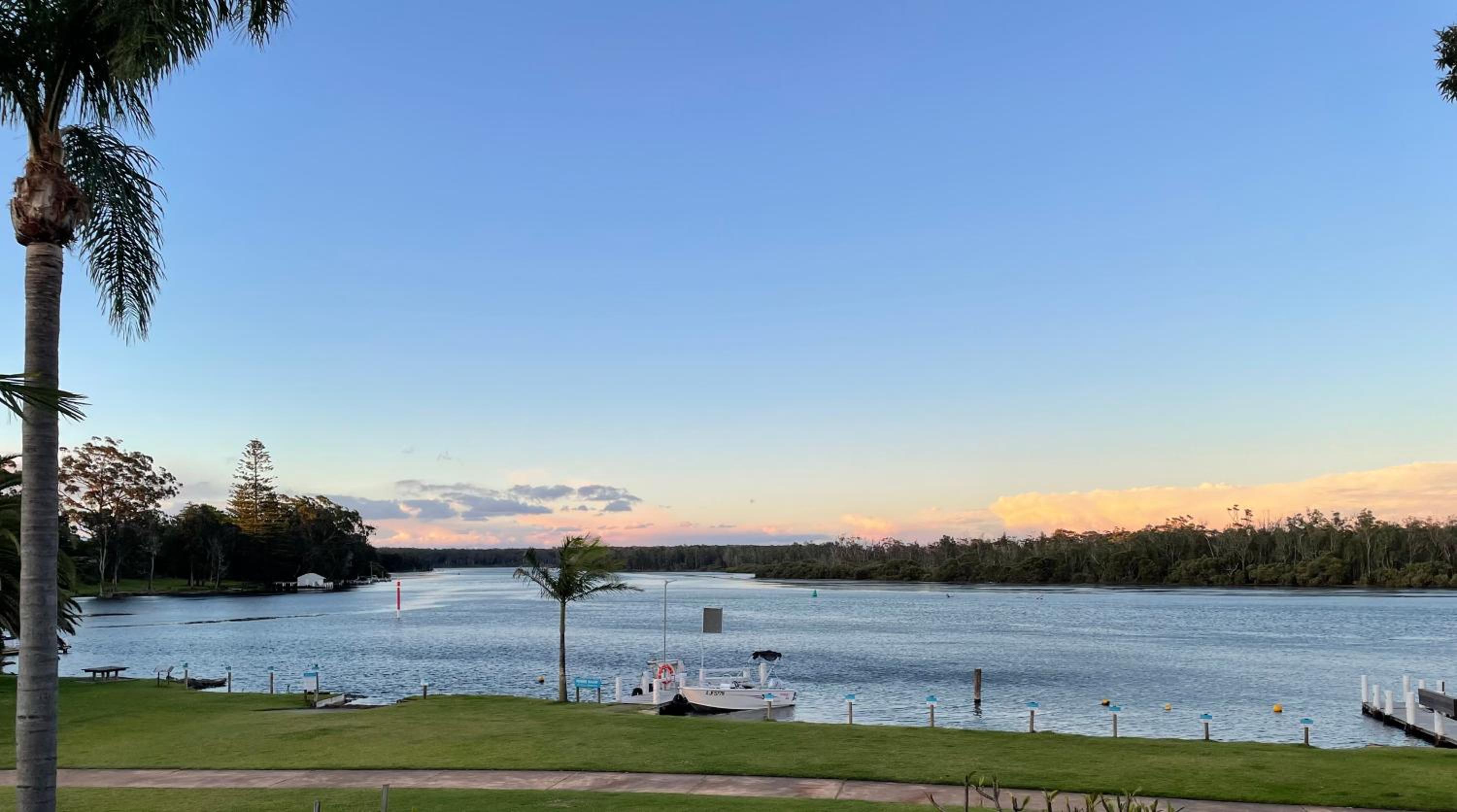 Apartment with Lake View photo 1