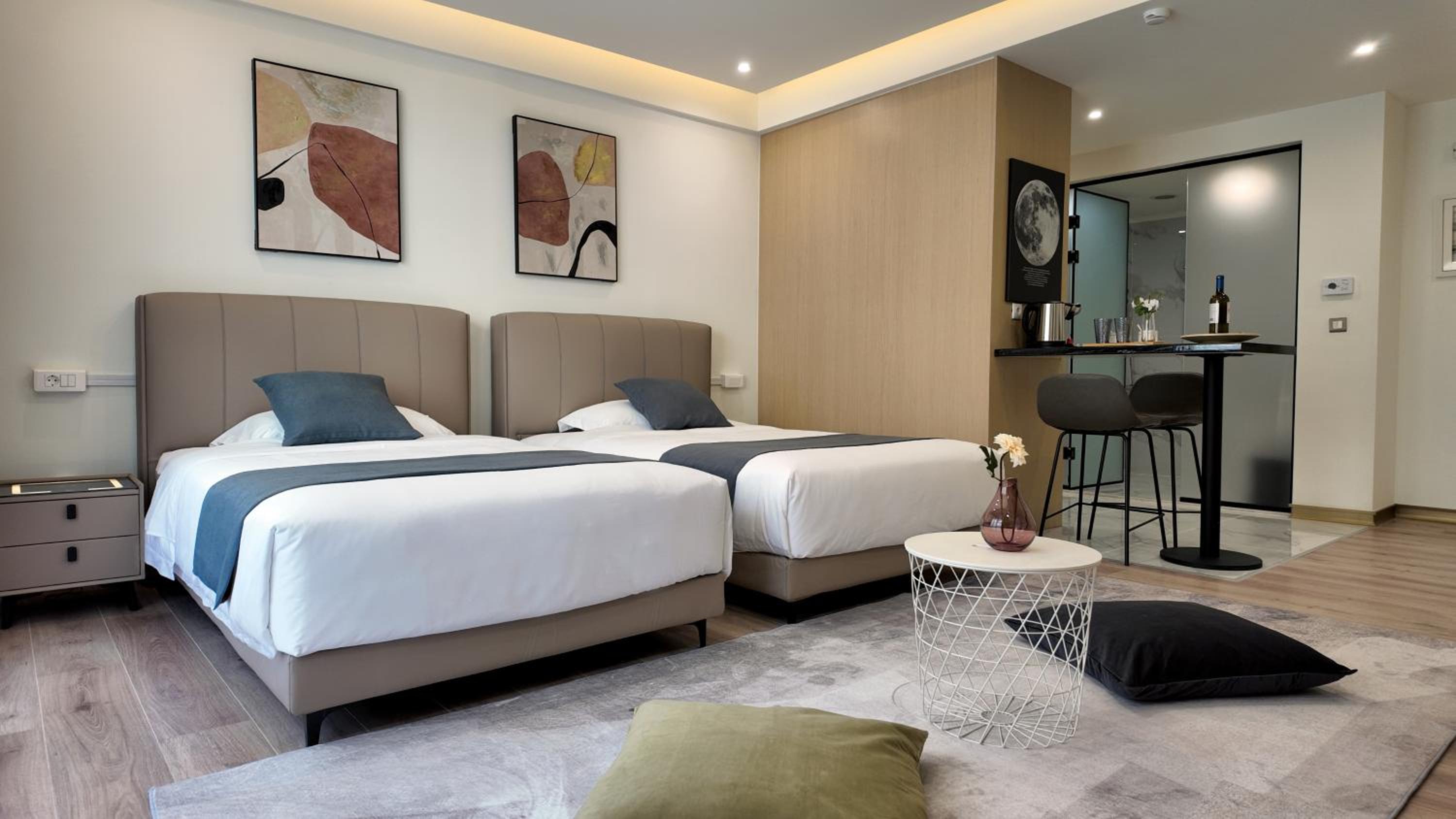 Twin Room with Balcony