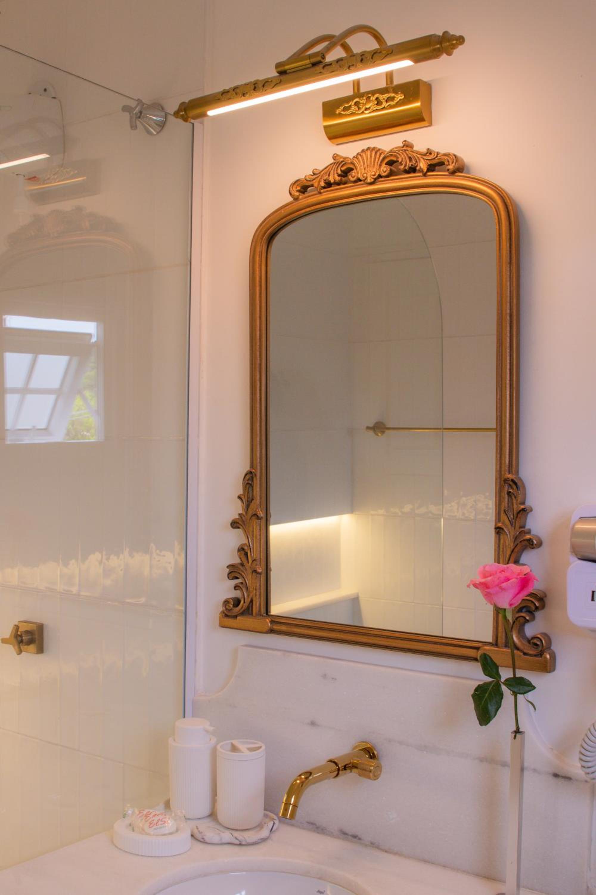 Queen Suite photo 2