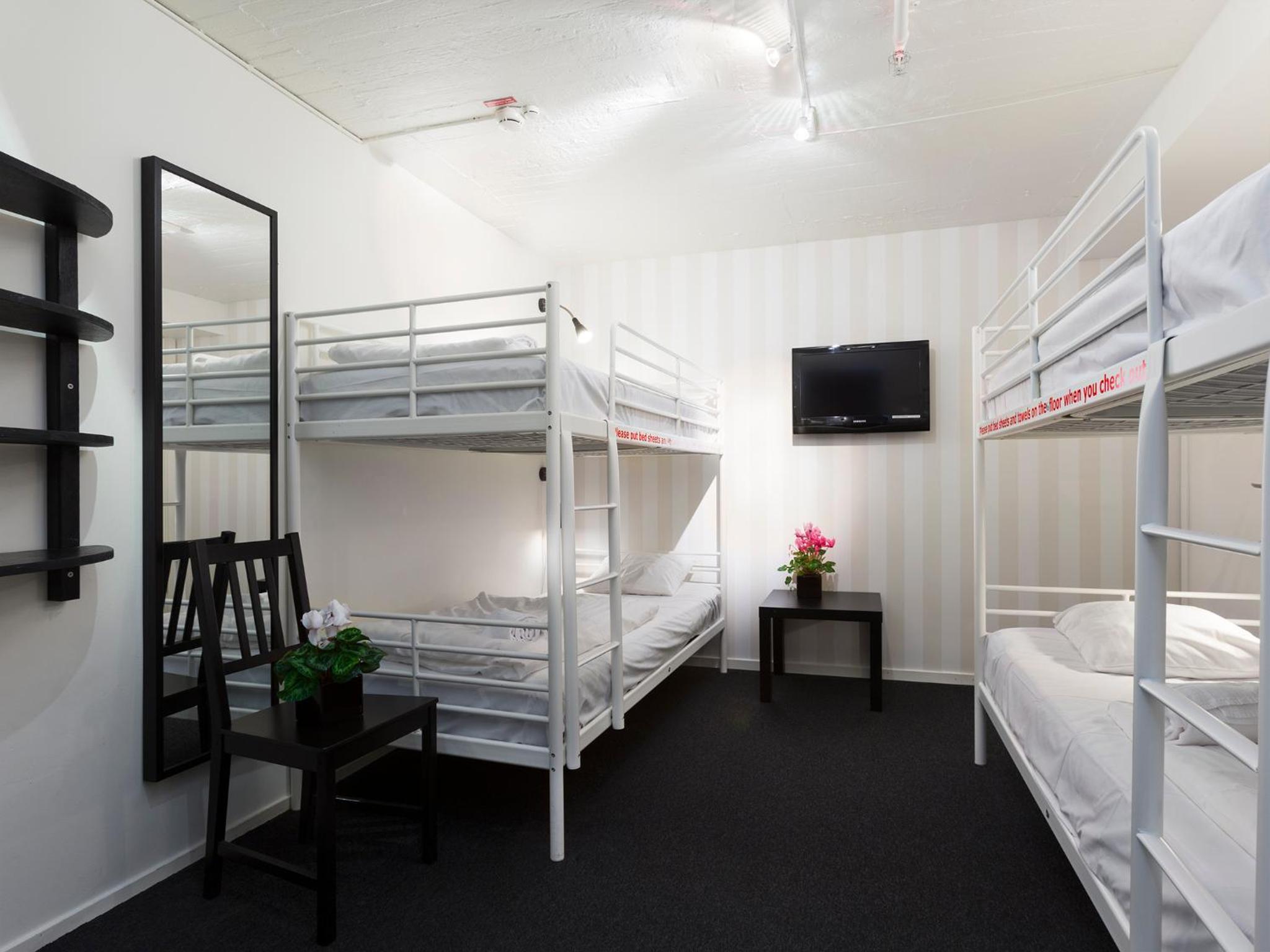 Quadruple Room with Private Bathroom - No Window