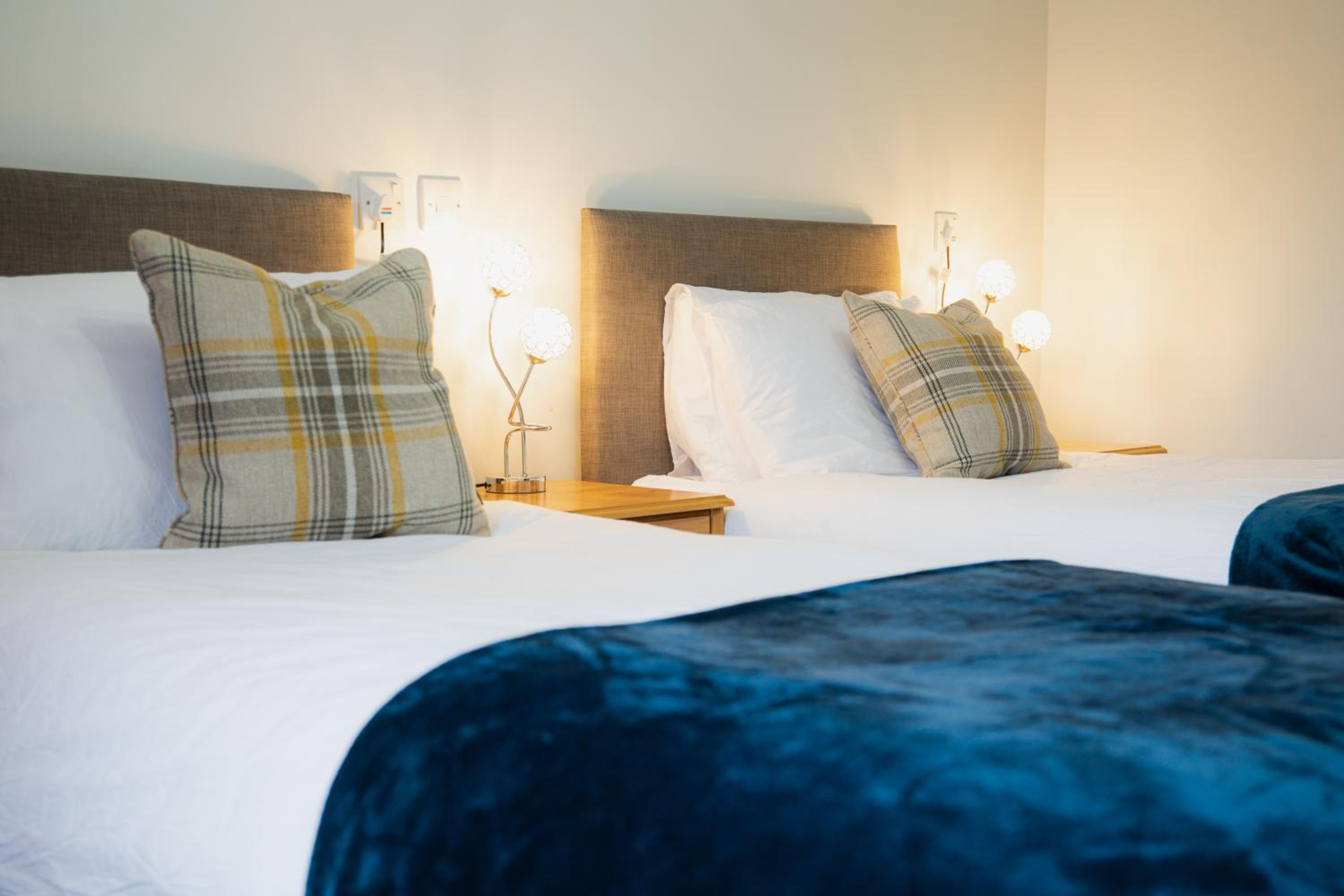 Large Double or Twin Room
