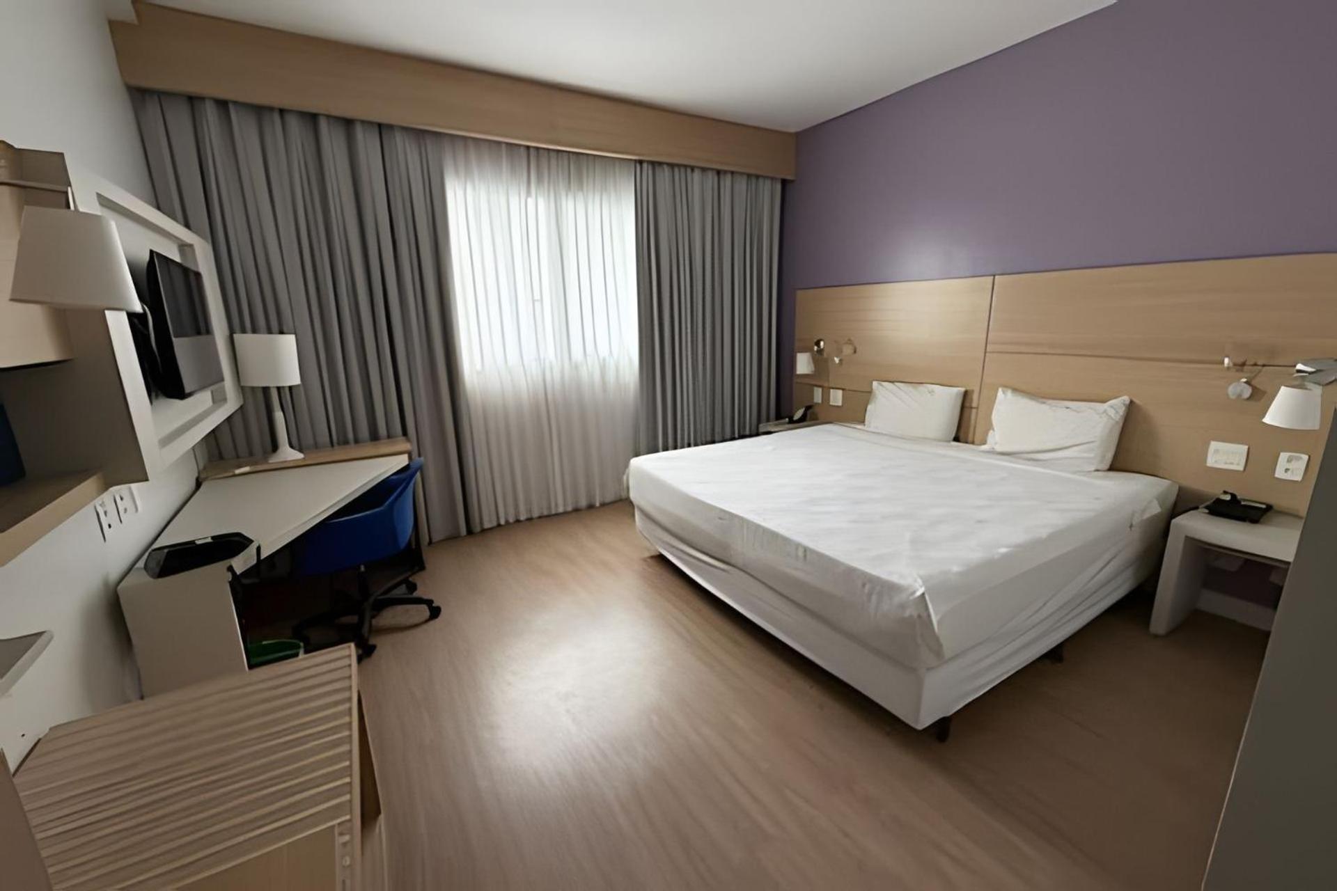 Studio Apartment with King Bed