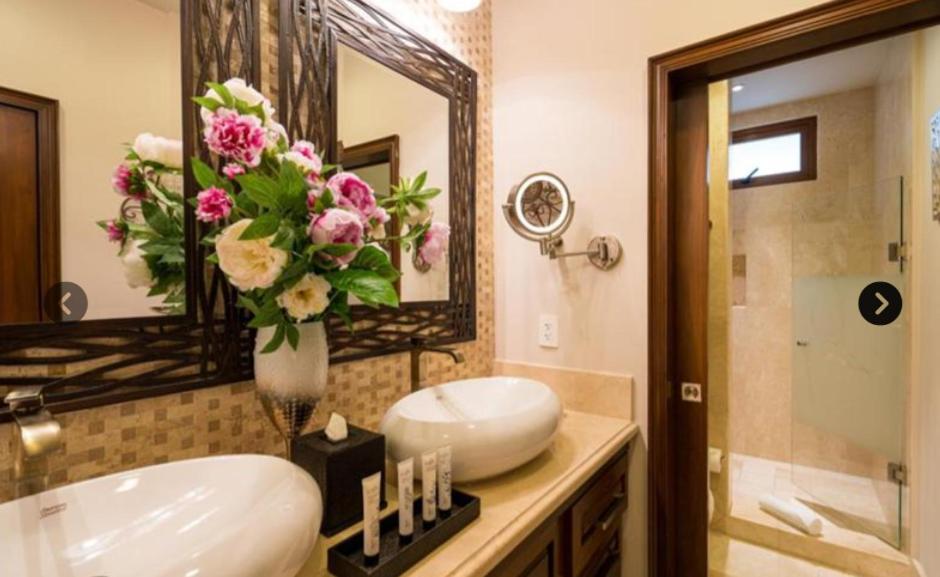 Three-Bedroom Superior Apartment