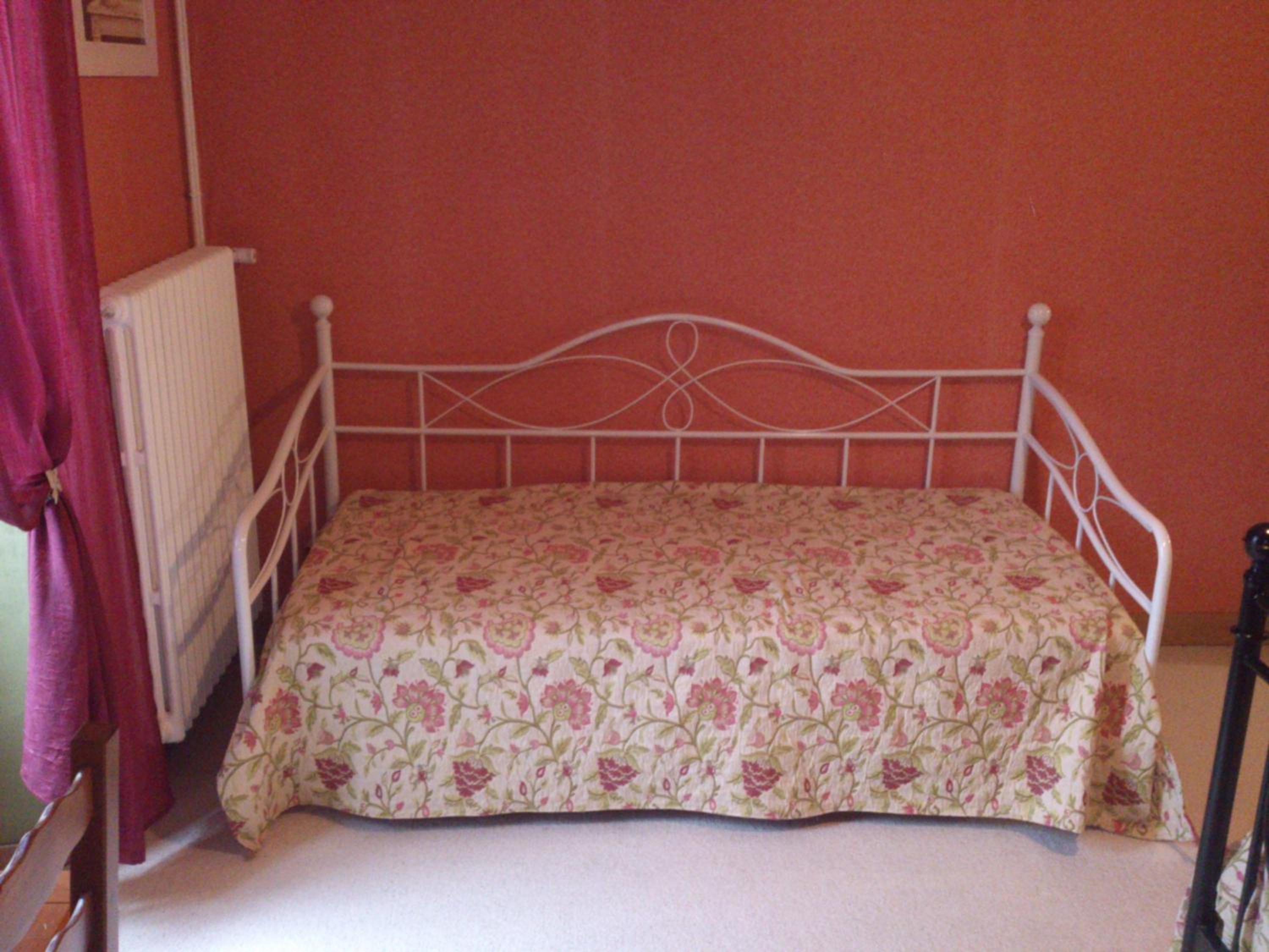 Triple Room with Bath - Photo 1