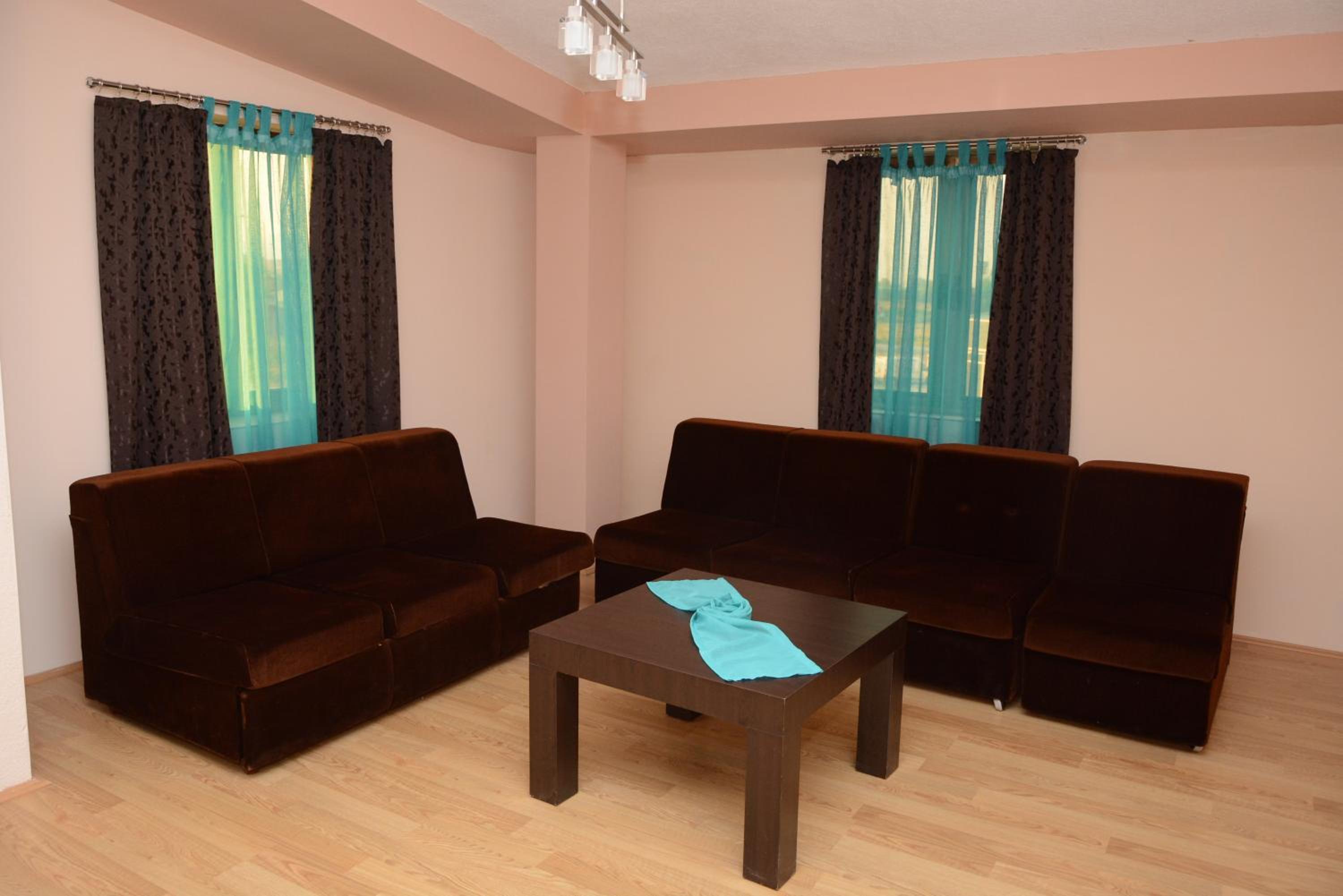 One-Bedroom Apartment with Balcony photo 2