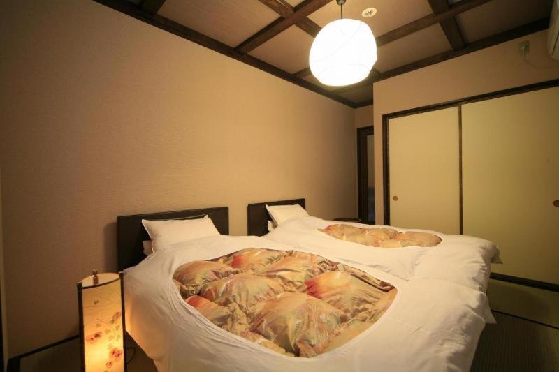 Triple Room with Bath photo 2