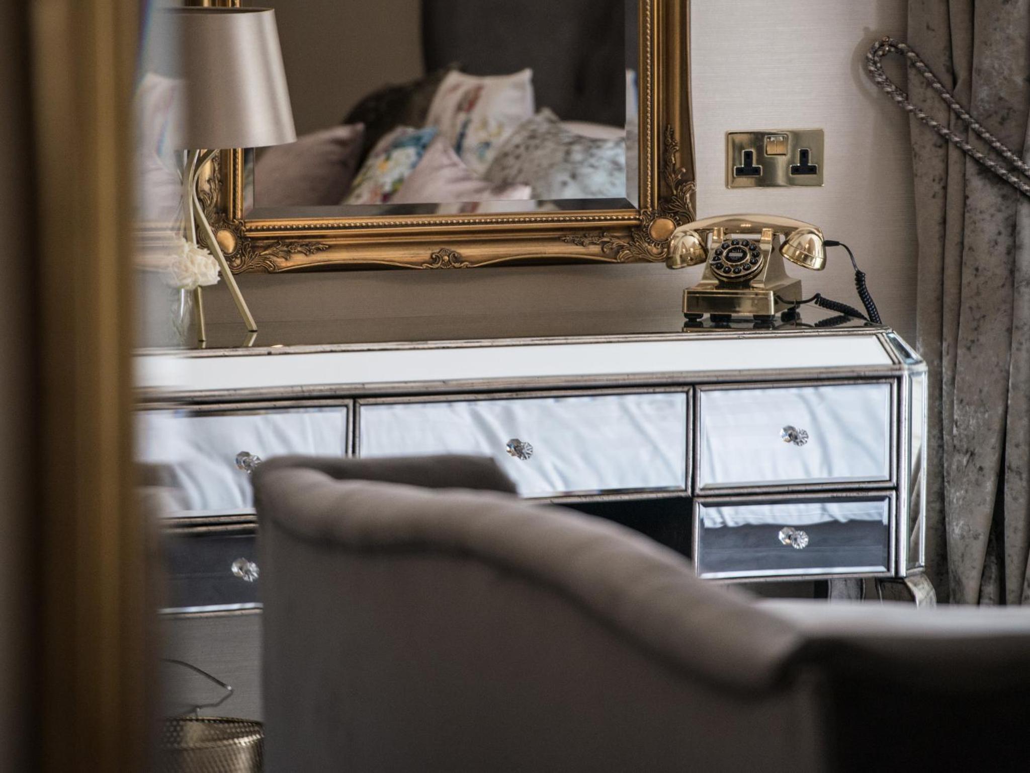 Junior King Suite - Photo 4