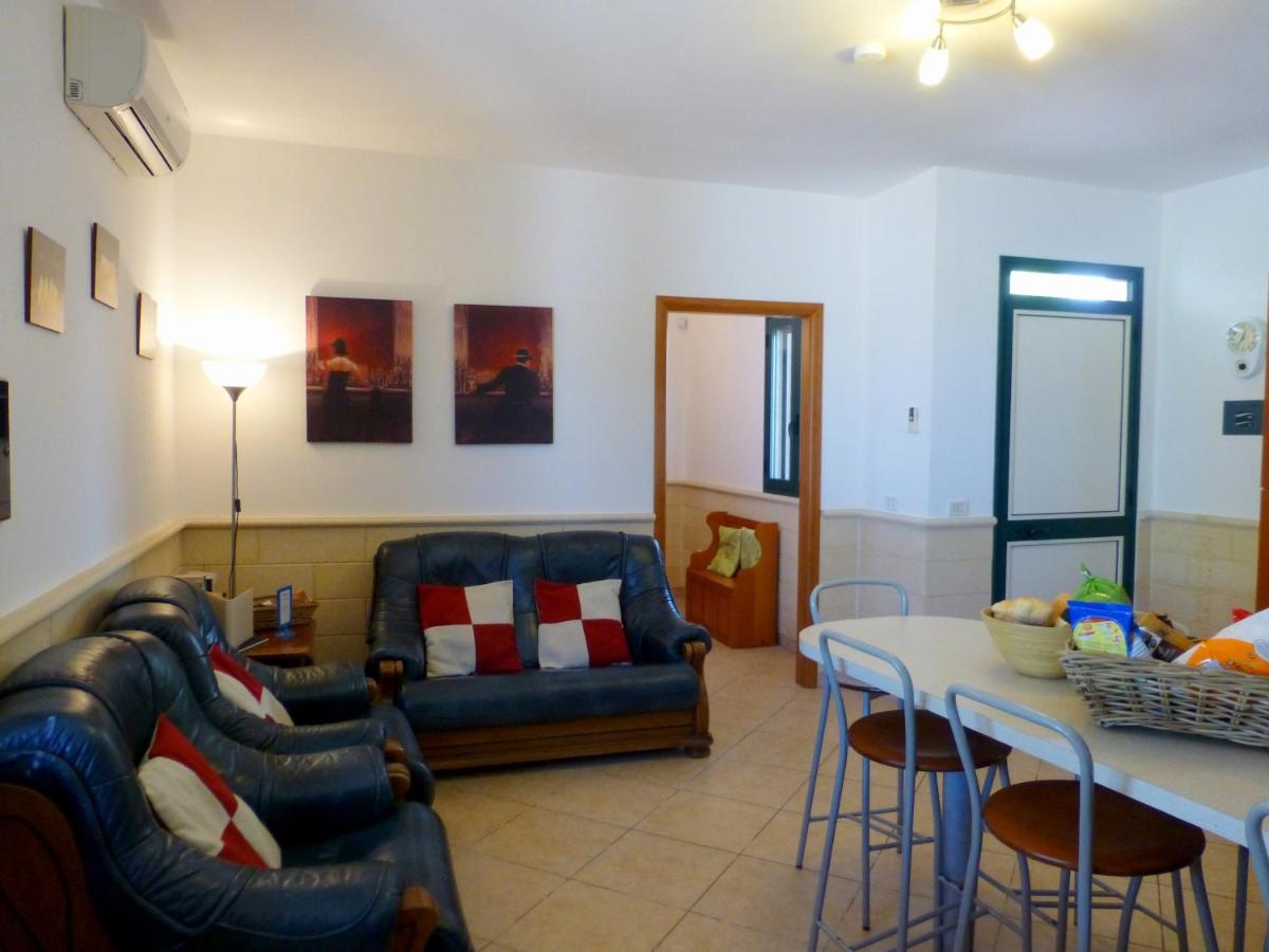 Villa photo 1