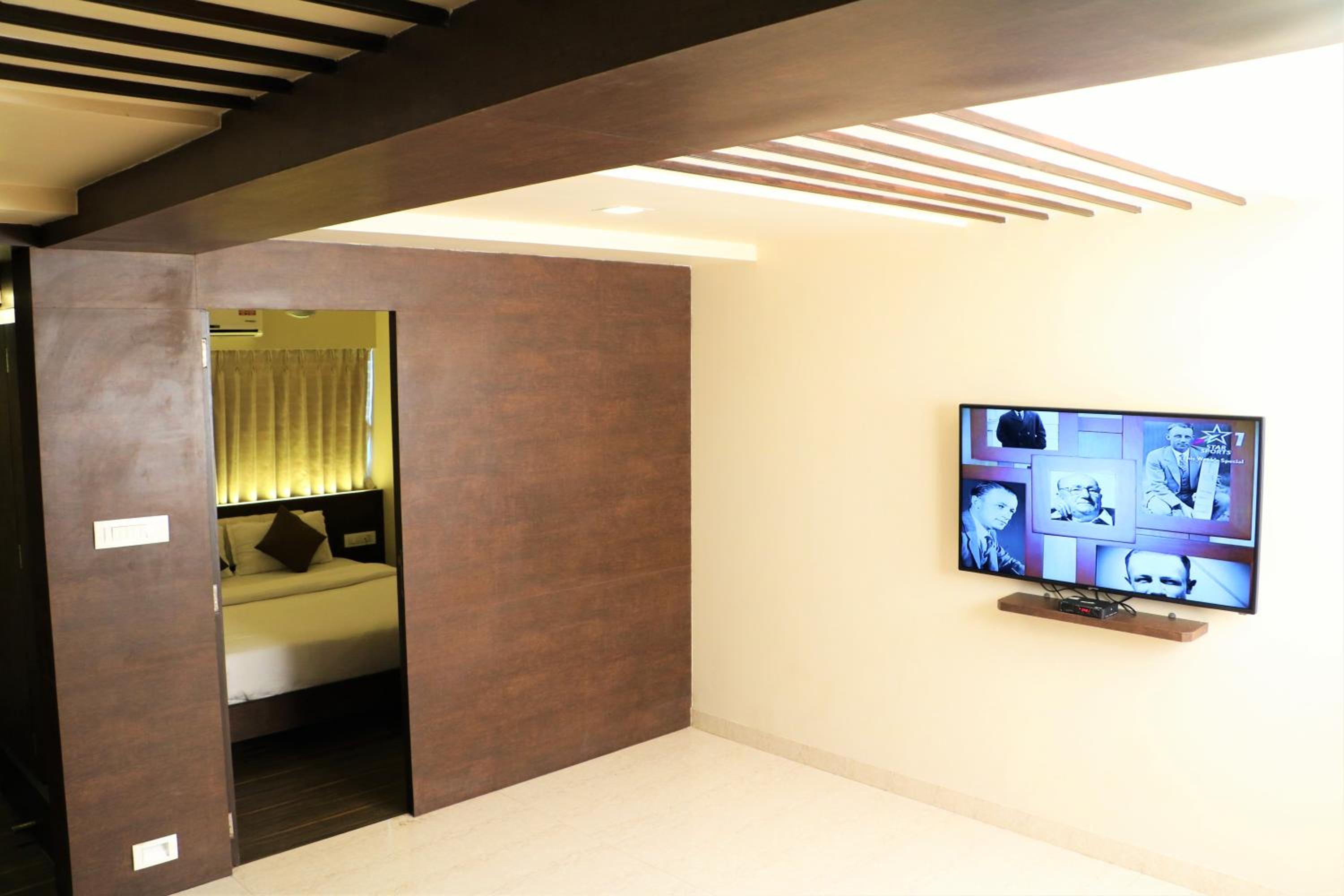 Deluxe Suite