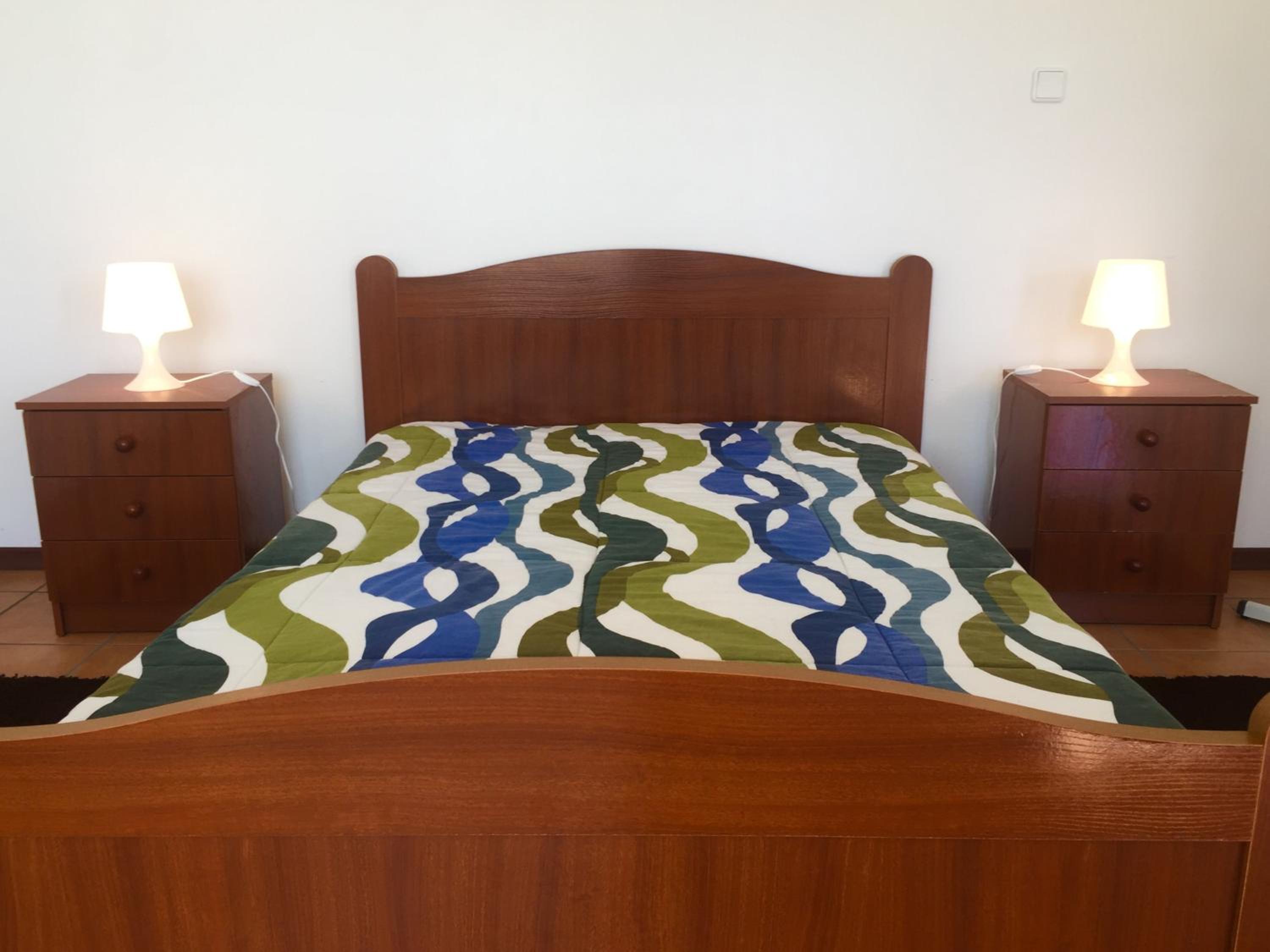 Economy Triple Room photo 3
