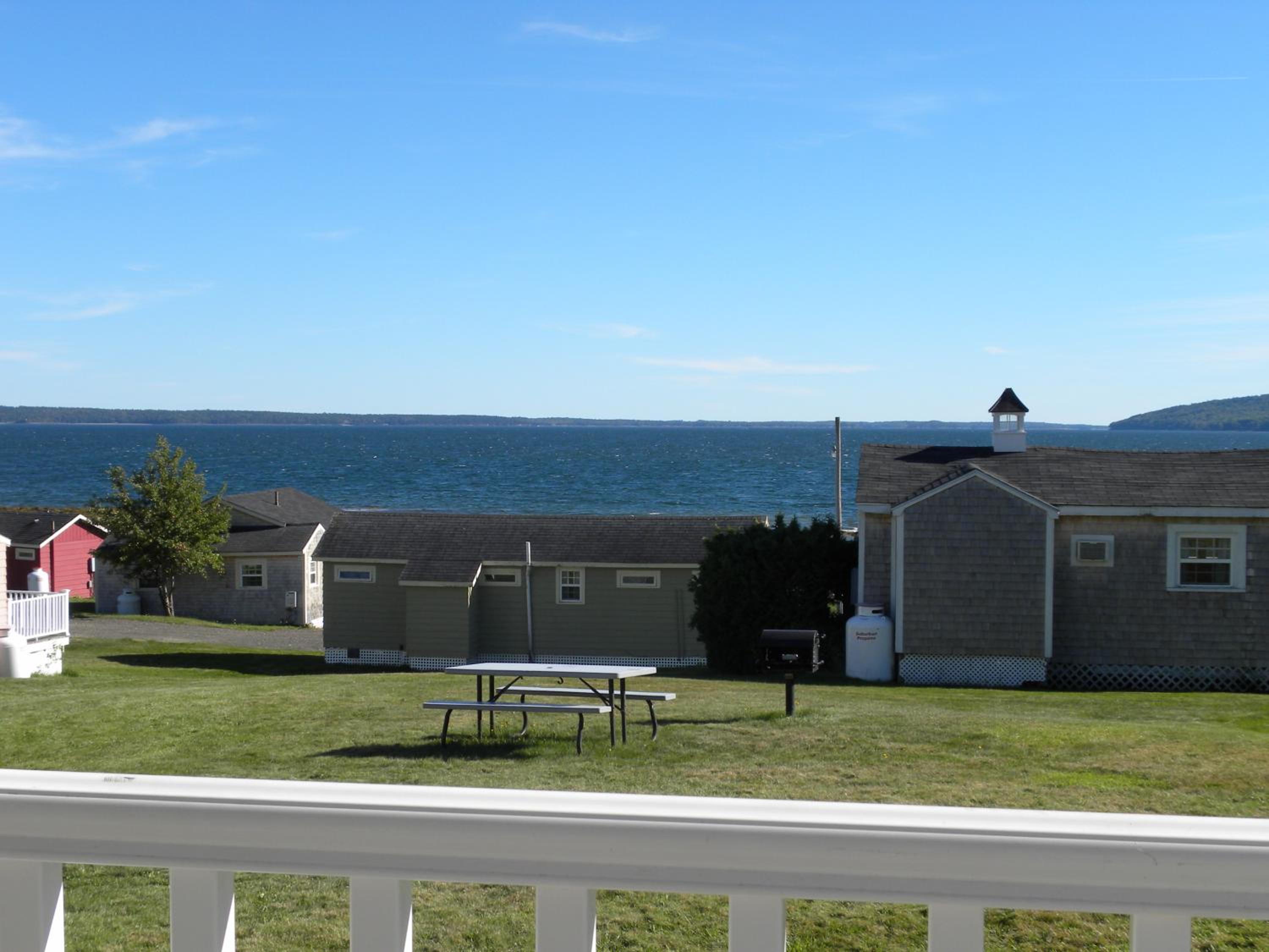 Superior King Cottage with Kitchenette and Sea View - Photo 5