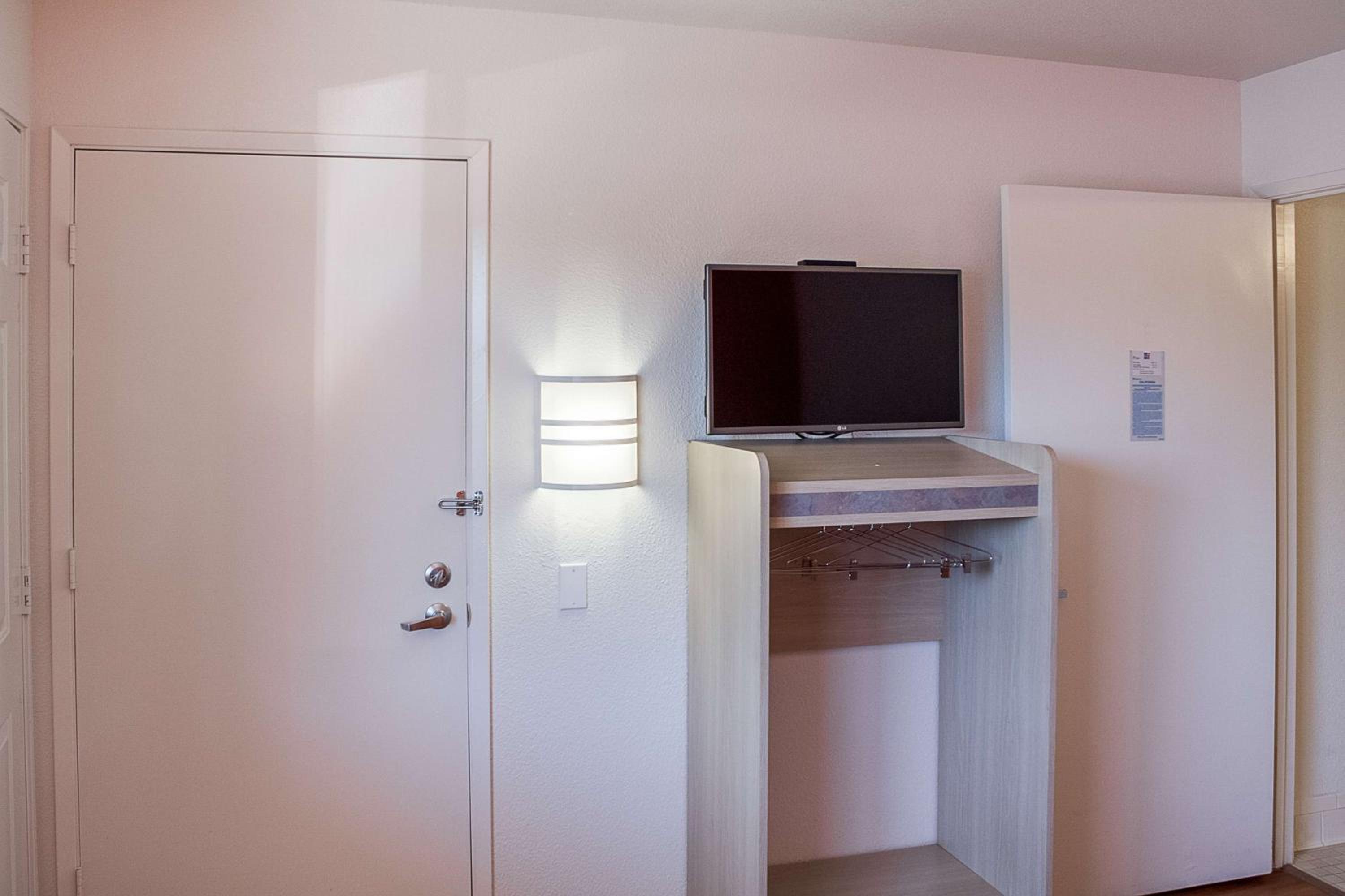 Deluxe Quadruple Room photo 2